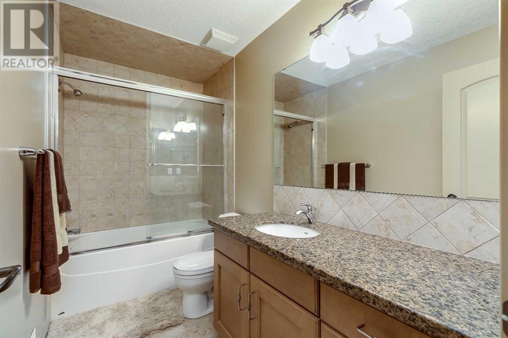 Single Family House for Sale in   Avenue NW Capitol Hill Calgary 