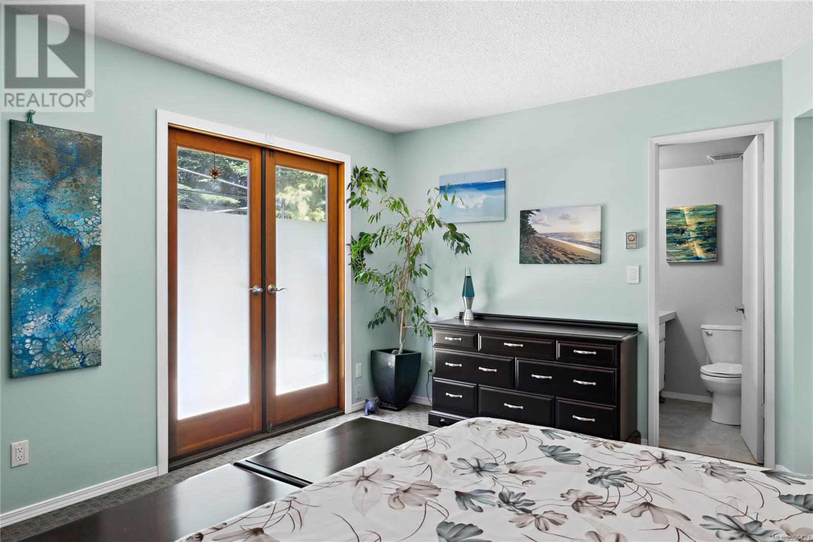 658 Martindale Rd, Parksville real estate listing 996423