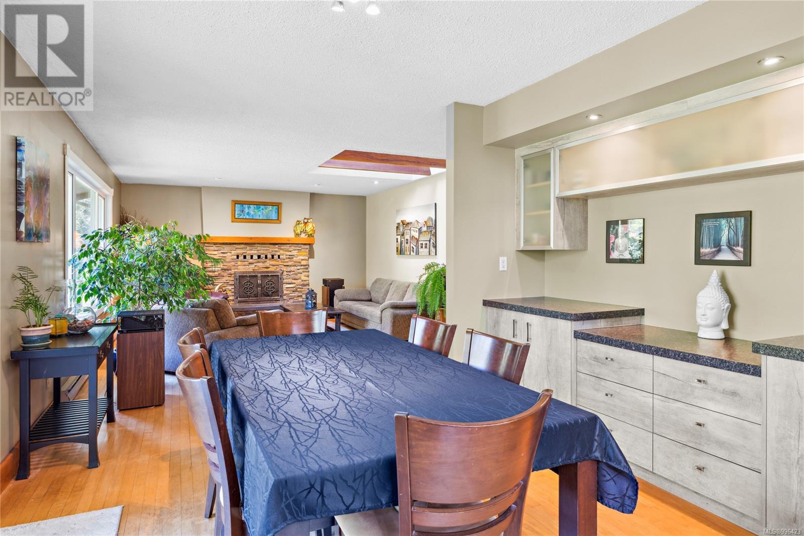 658 Martindale Rd, Parksville