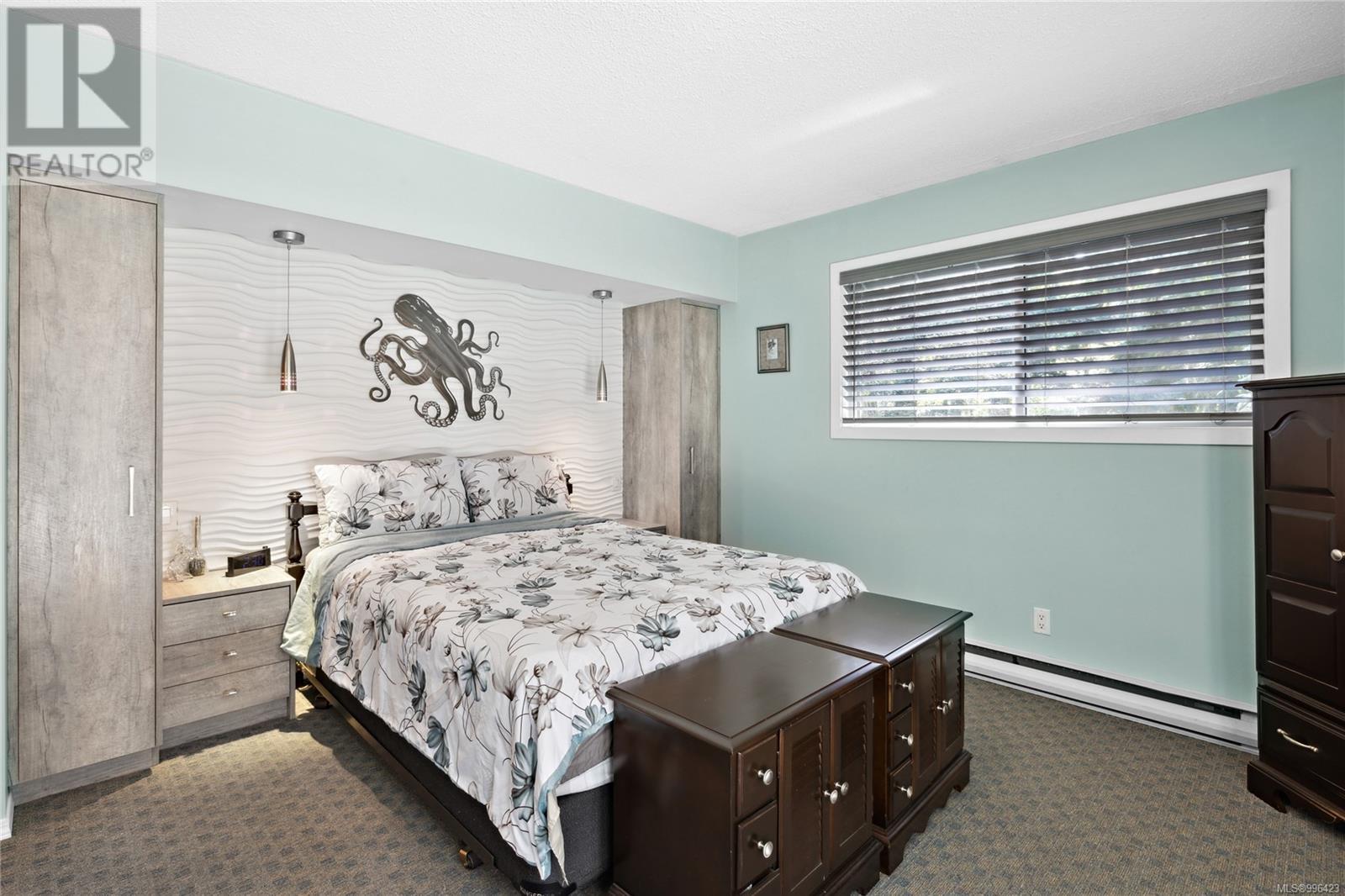 658 Martindale Rd, Parksville