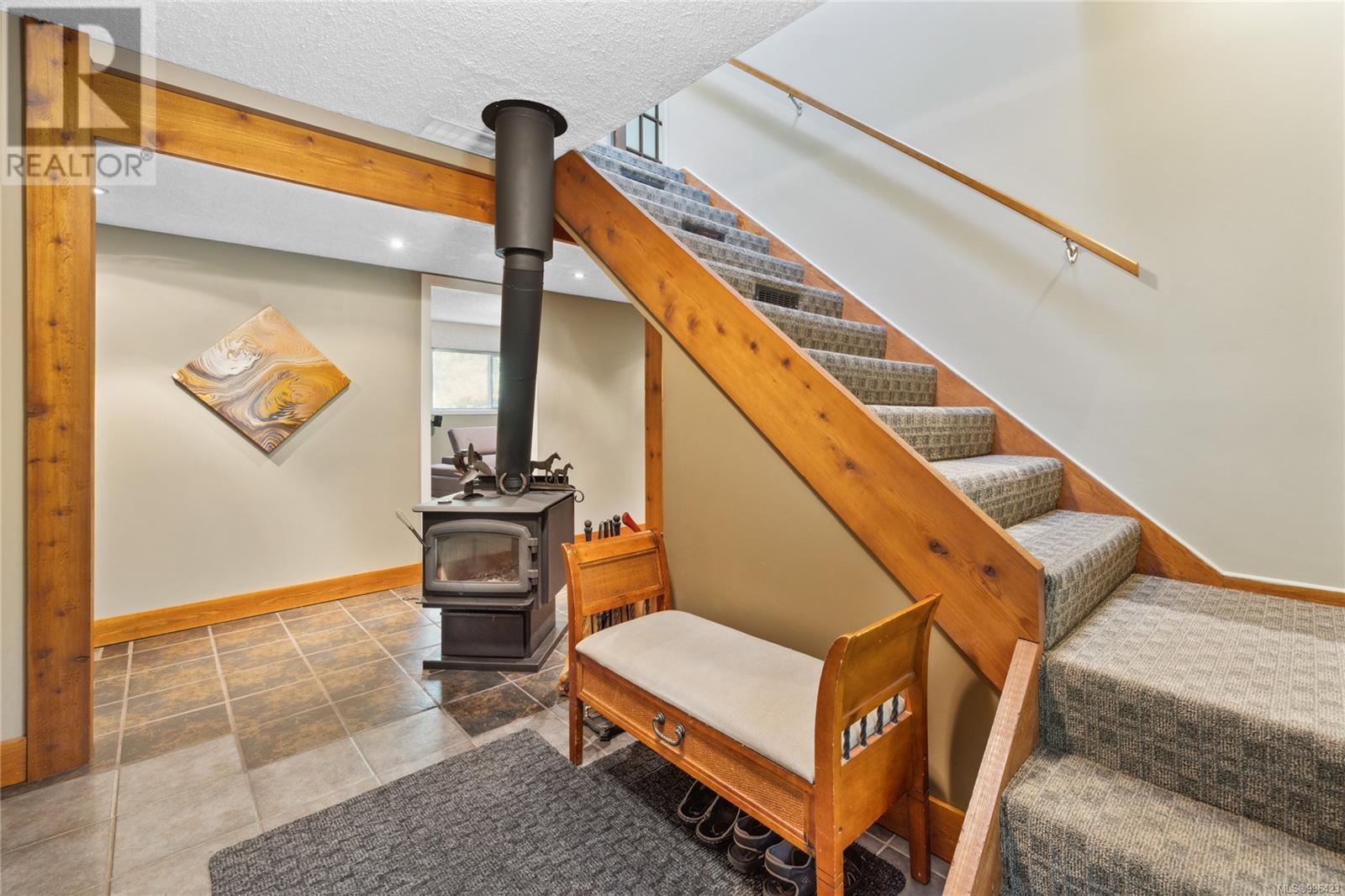 658 Martindale Rd, Parksville real estate listing 996423