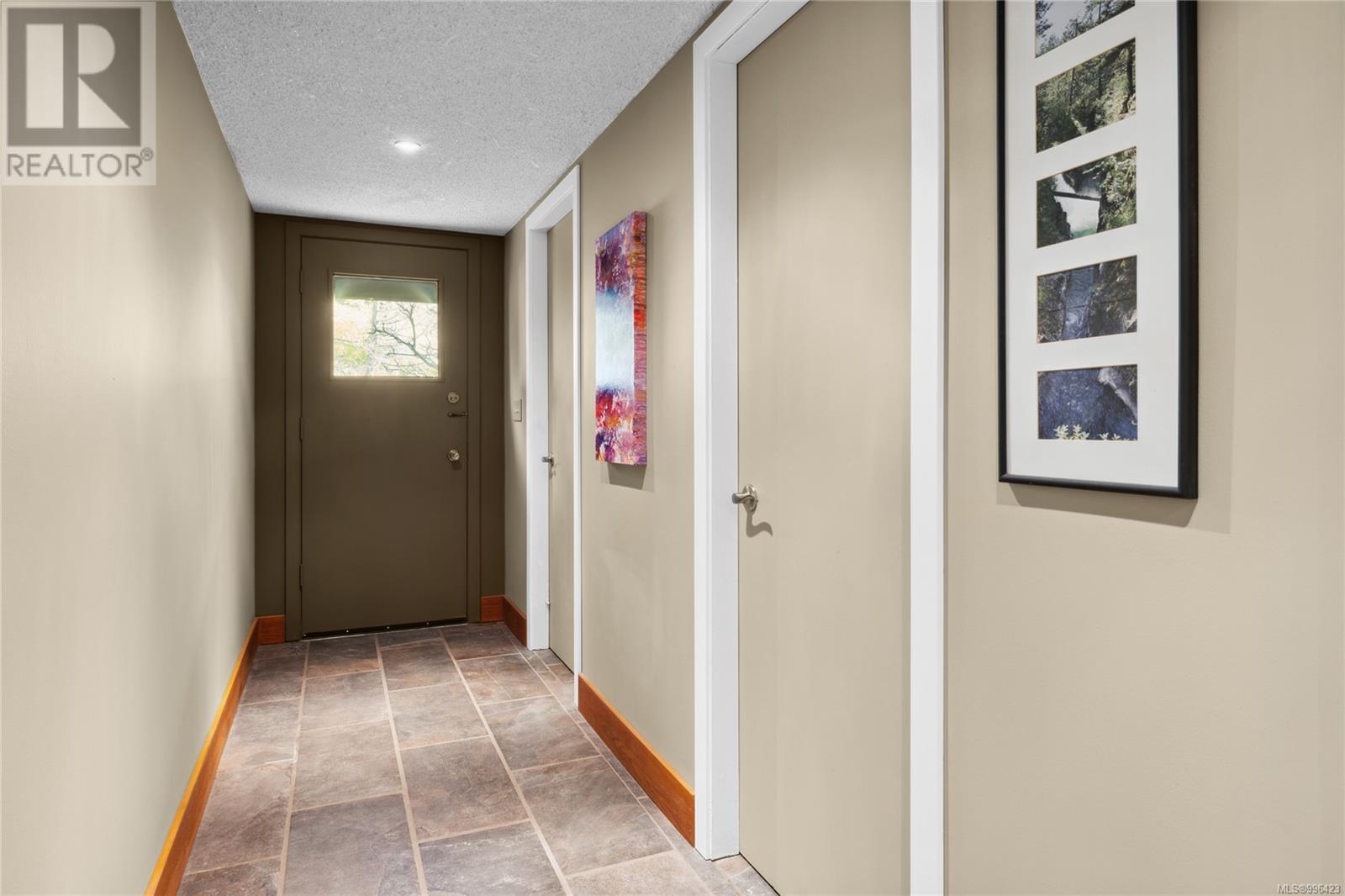 658 Martindale Rd, Parksville real estate listing 996423