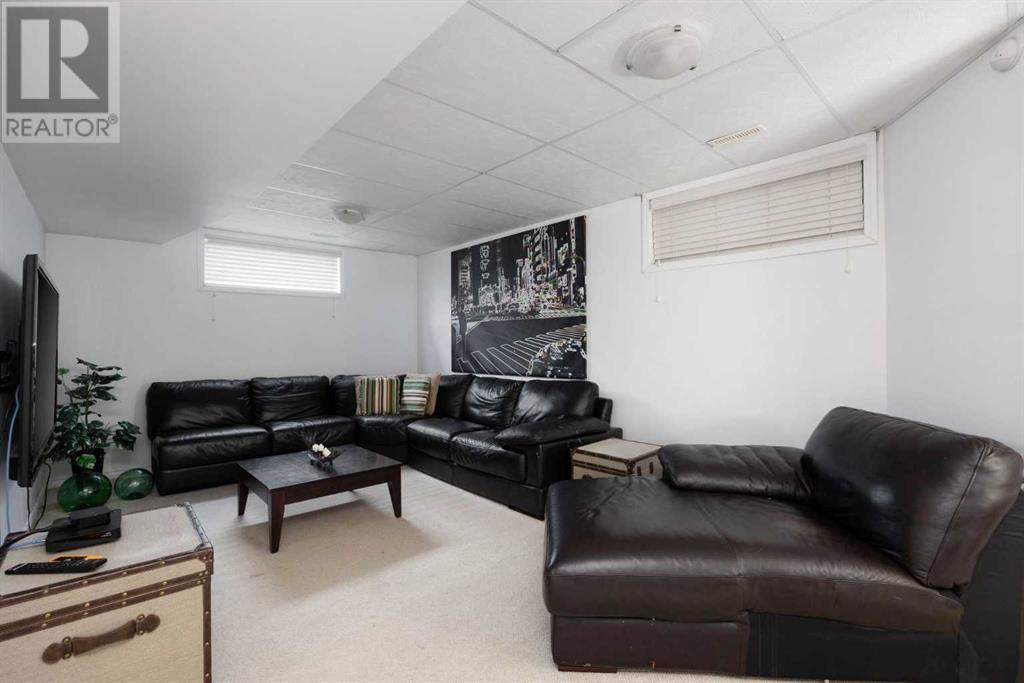 343 Warren Road, Fort McMurray