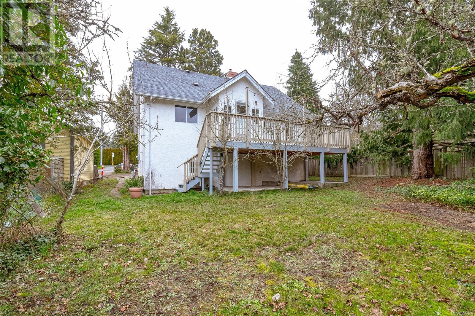  3364 Cook Street, Saanich