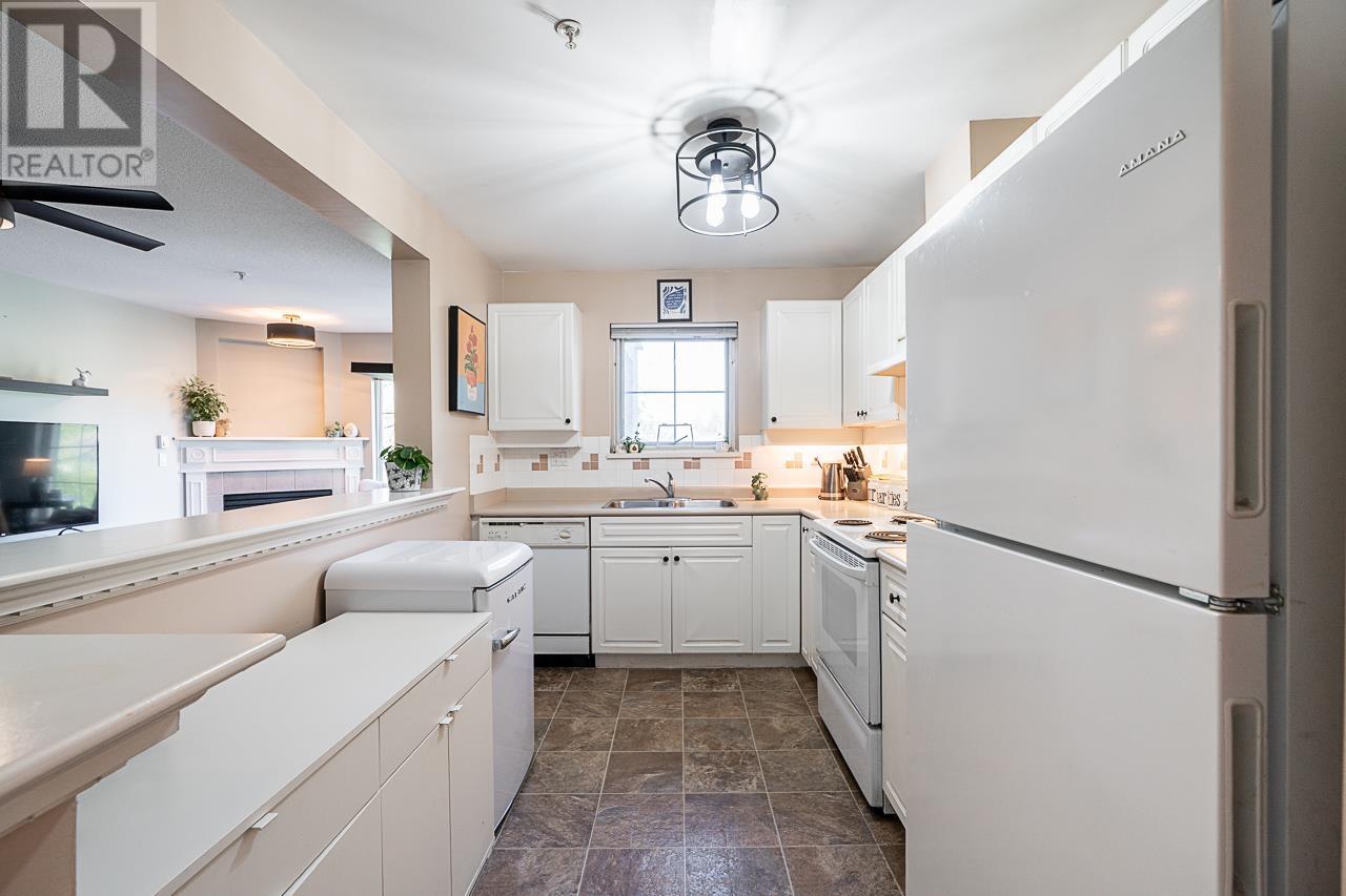 305 1669 GRANT AVENUE, Port Coquitlam