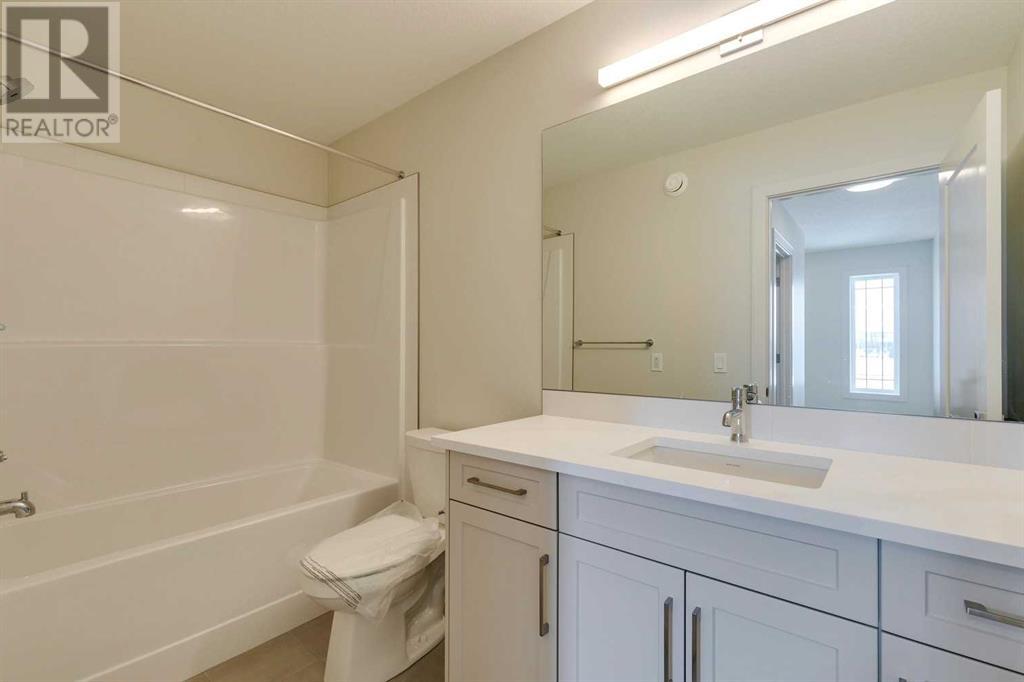 558 Rivercrest View, Cochrane