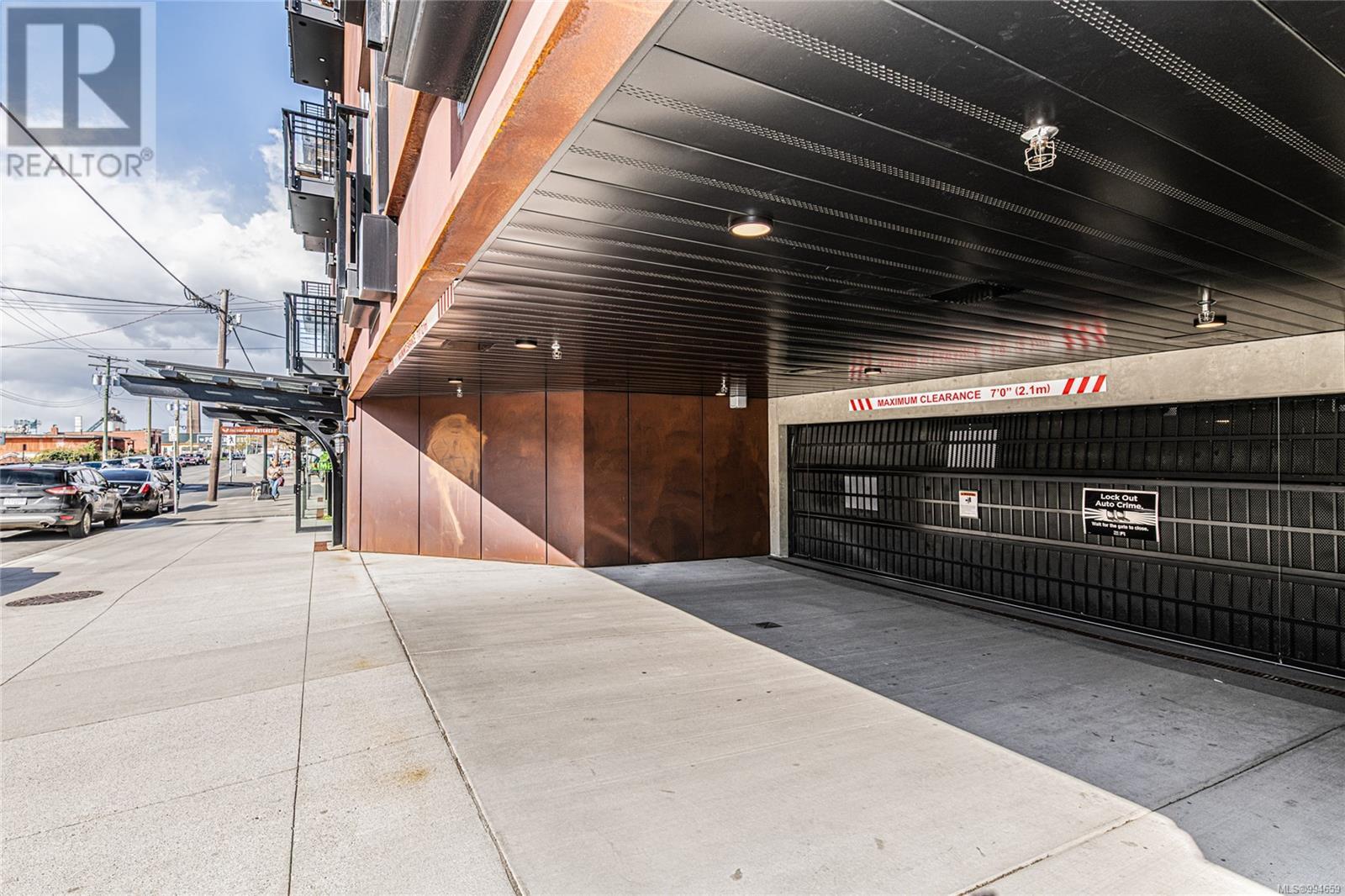 311 515 Chatham Street, Victoria