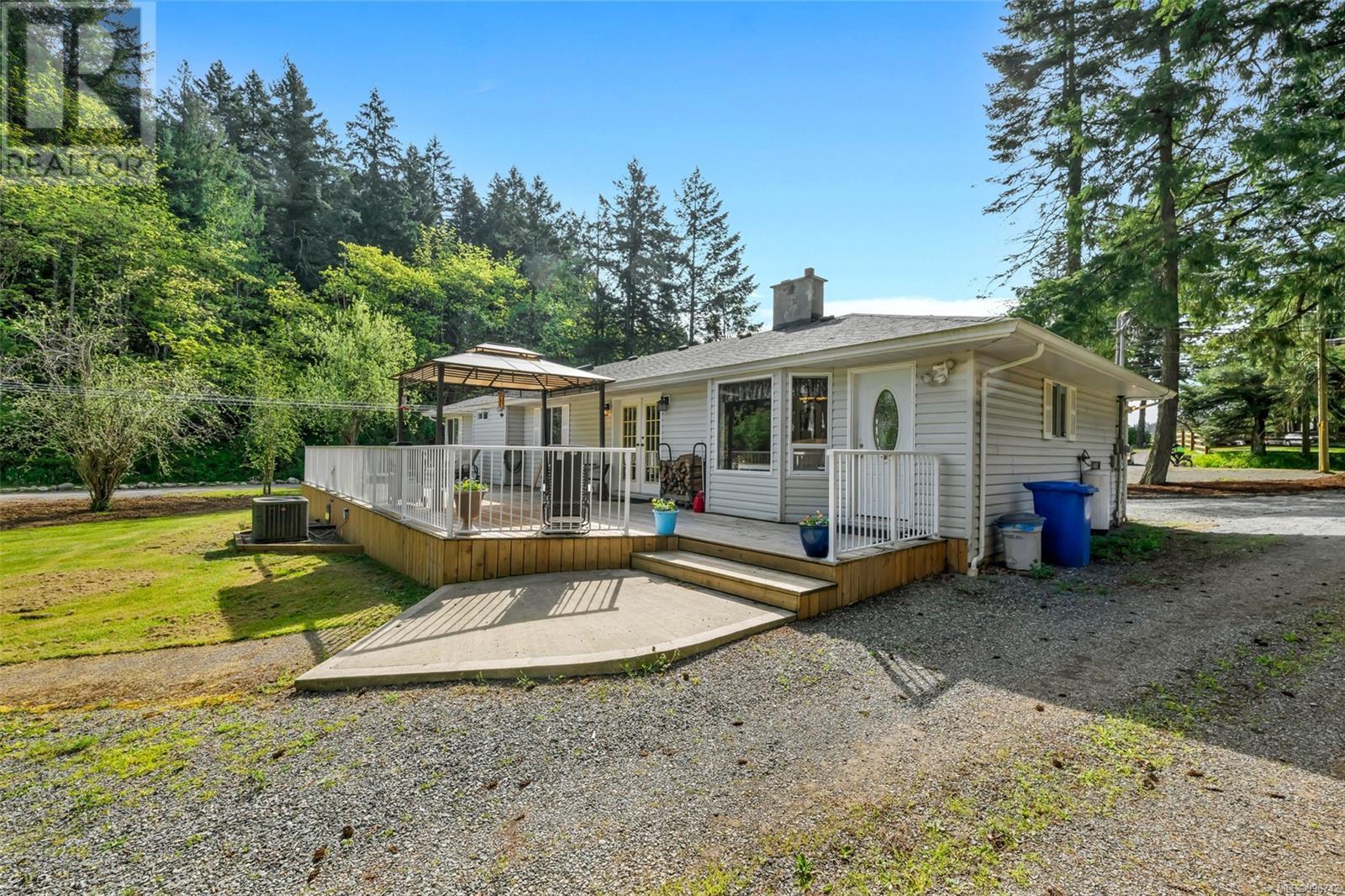 Photo 10 of 4759 Yellow Point Rd, Ladysmith BC
