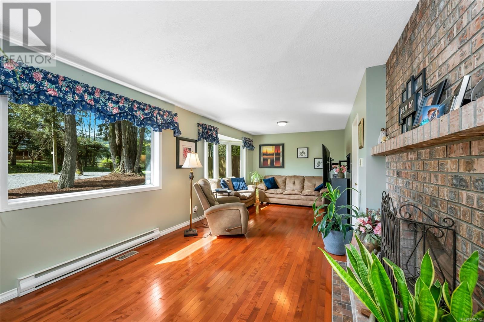 Photo 19 of 4759 Yellow Point Rd, Ladysmith BC