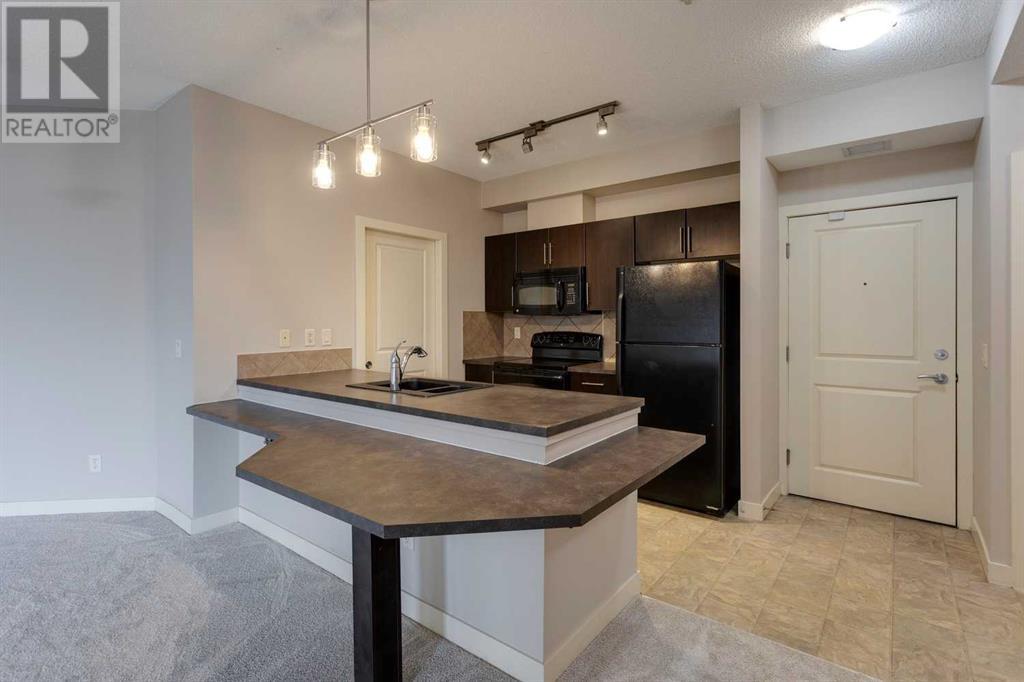 Single Family House for Sale in    Avenue SE Dover Calgary 