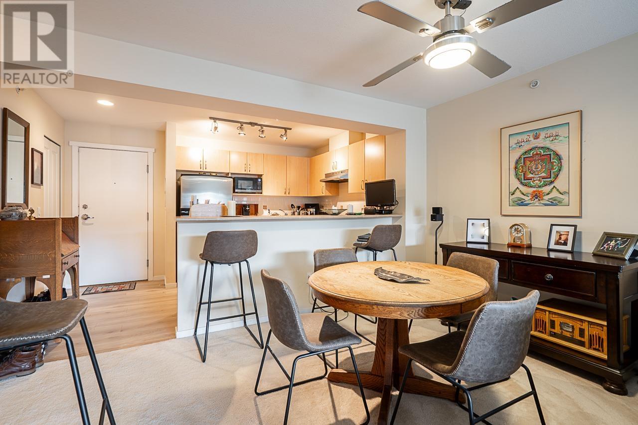 405 200 KLAHANIE DRIVE, Port Moody real estate listing R2991542