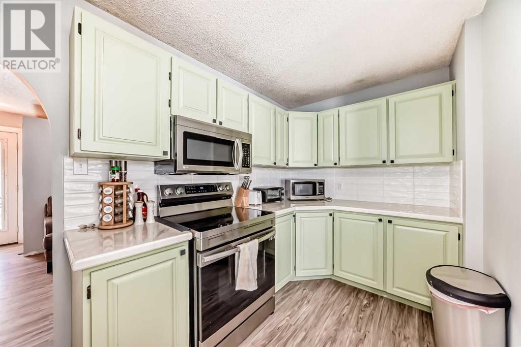Single Family House Bungalow for Sale in  Lynnwood Drive SE Ogden Calgary 