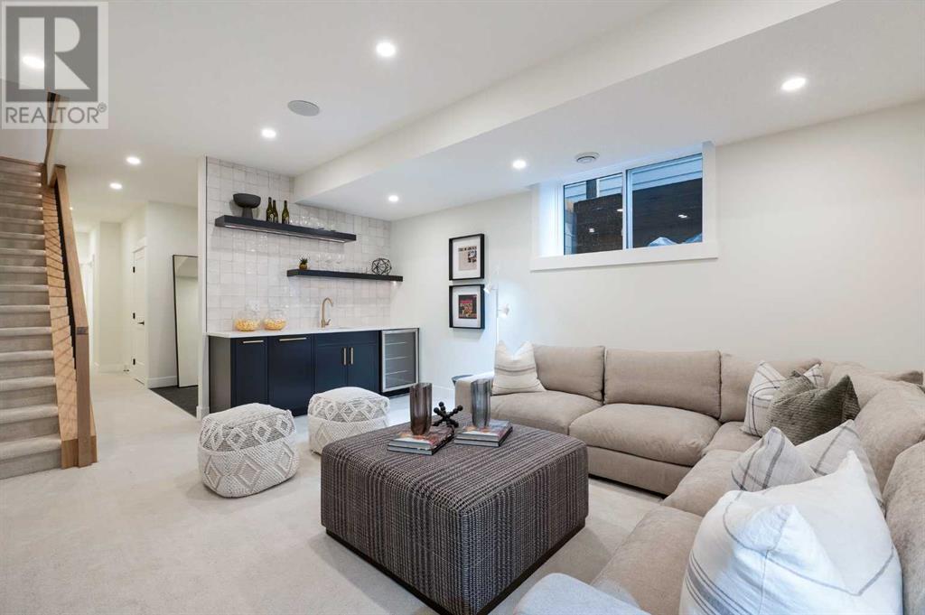 Single Family House for Sale in  Broadview Road NW Hillhurst Calgary 