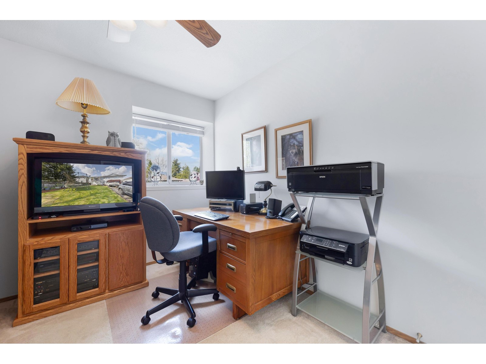 Photo 13 of 15852 100 Avenue, Surrey BC