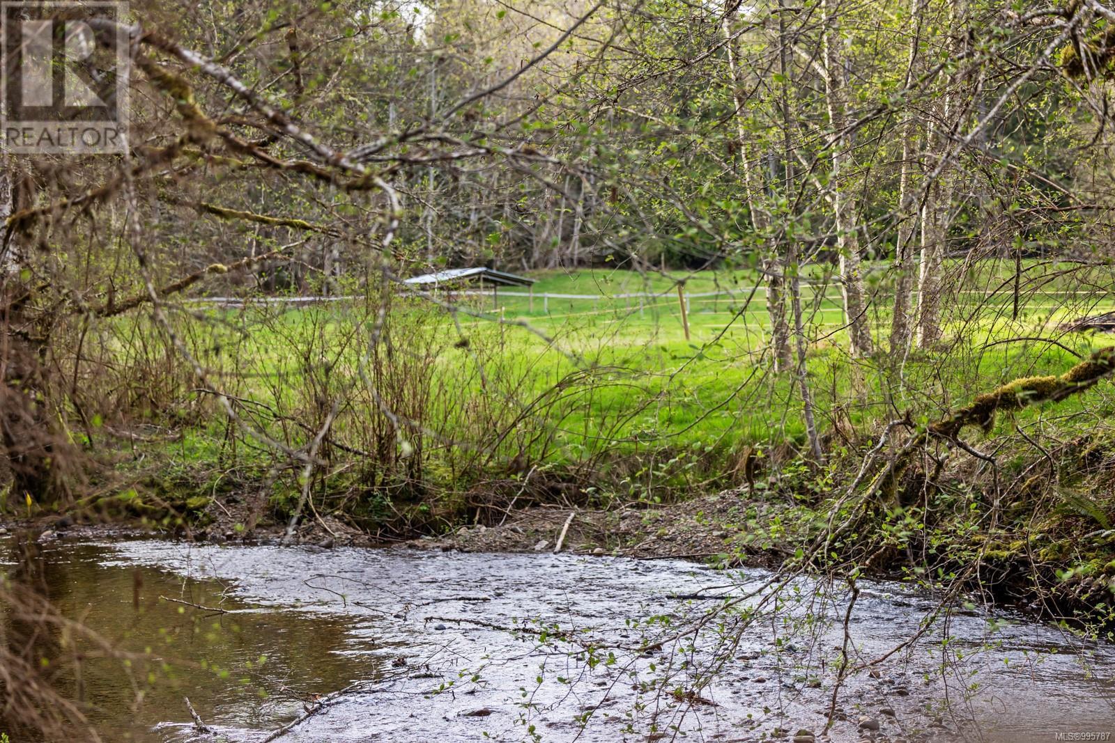 Photo 29 of 2601 Grafton Ave, Coombs BC