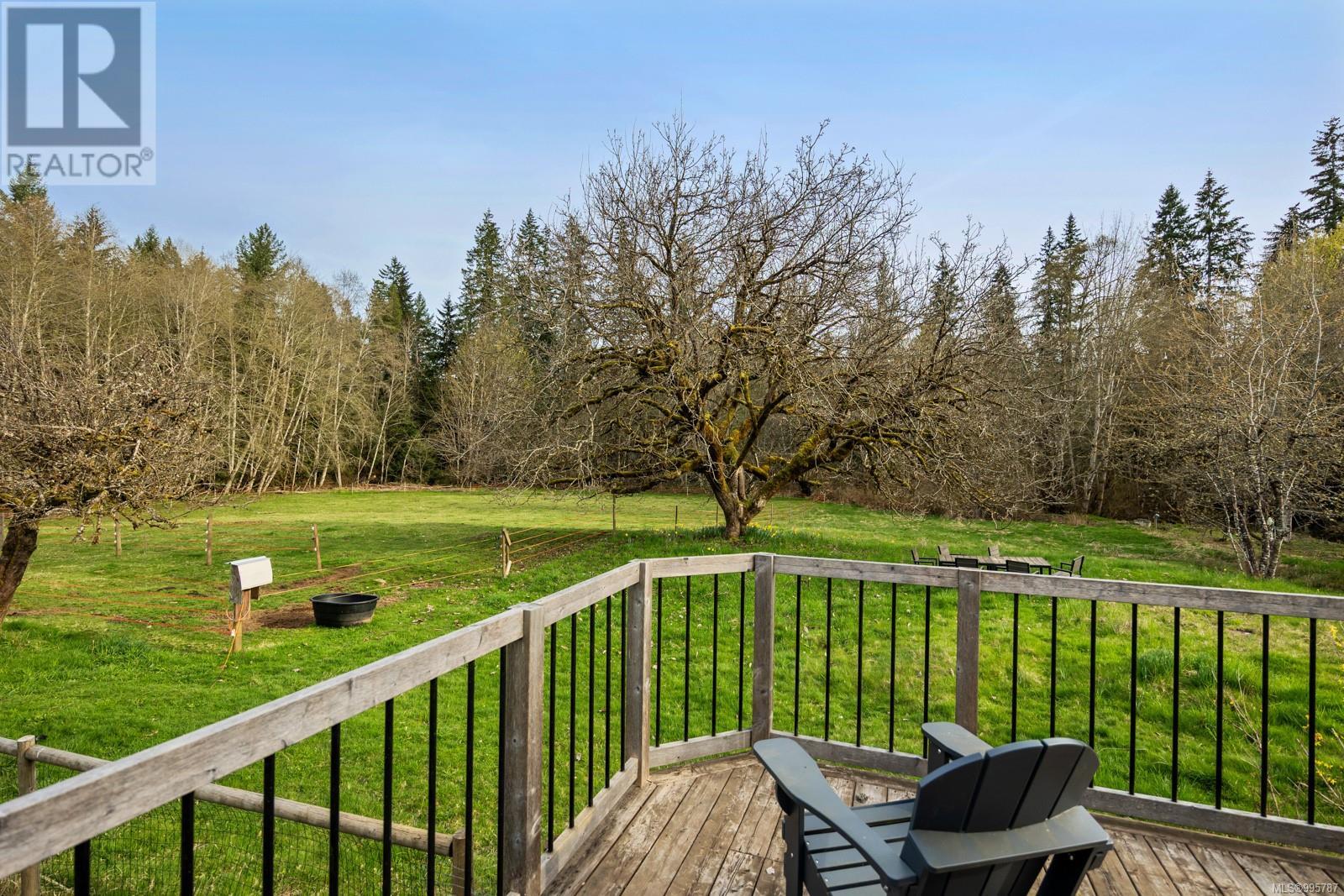 Photo 23 of 2601 Grafton Ave, Coombs BC