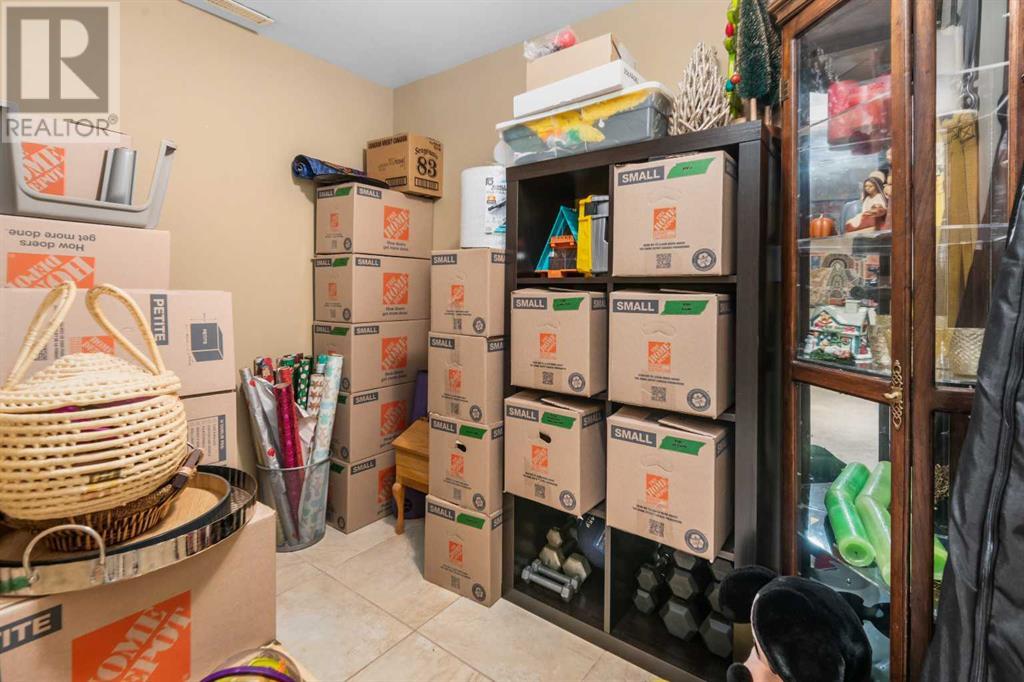 Single Family House for Sale in   Street NW Bowness Calgary 