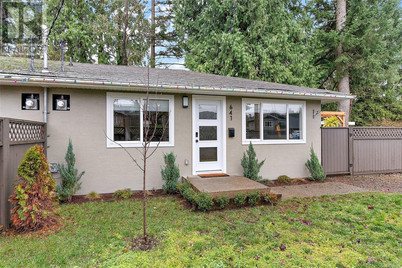 641 Strandlund Avenue, Langford