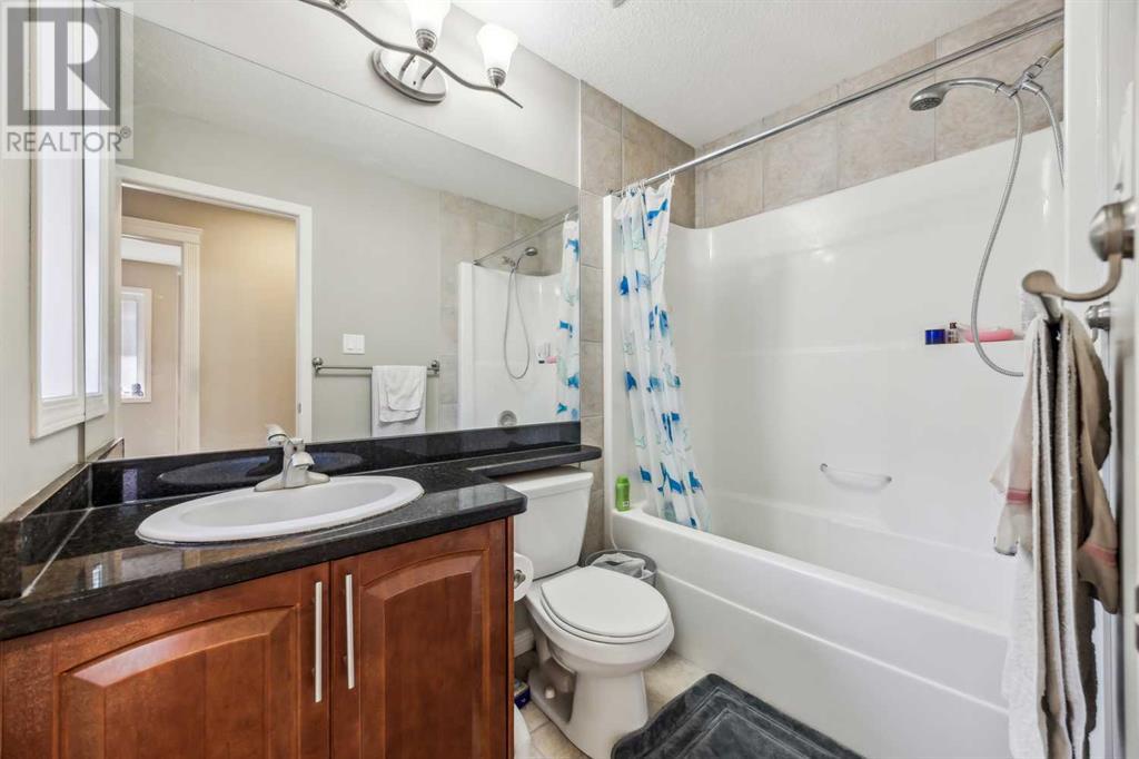 Single Family House for Sale in   Avenue NW Capitol Hill Calgary 