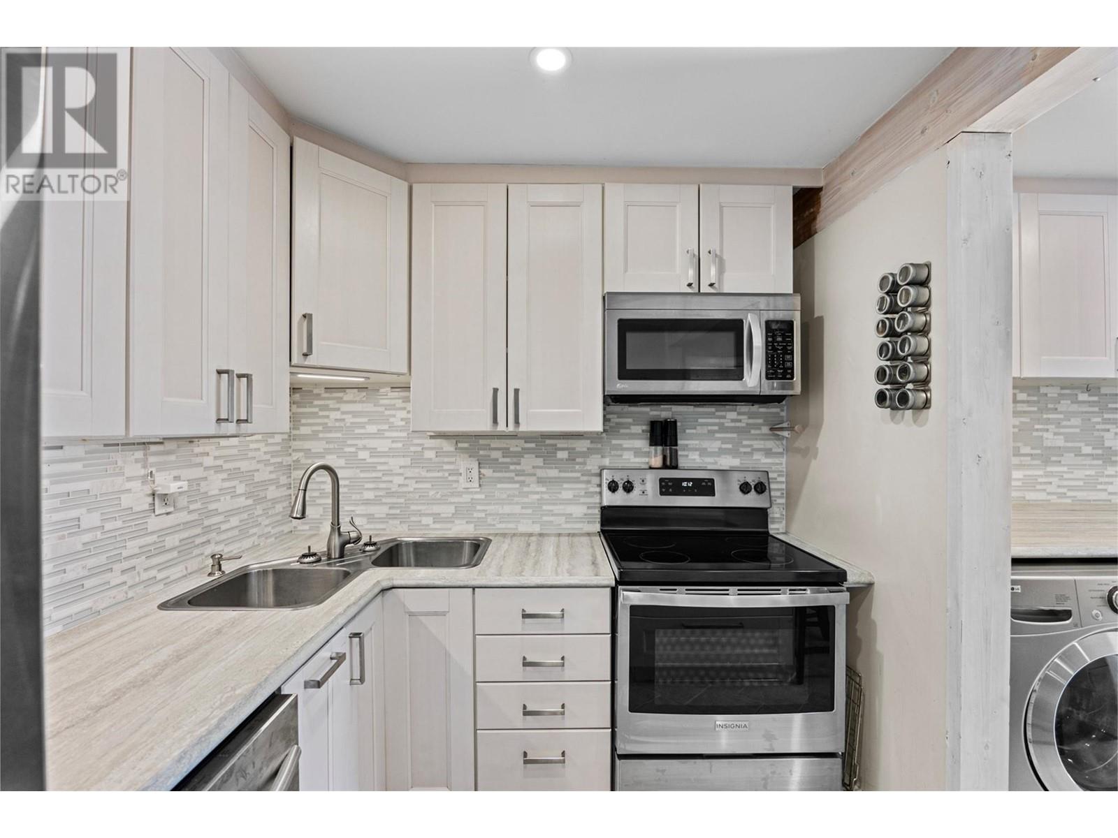 144 PARK Street, Kamloops