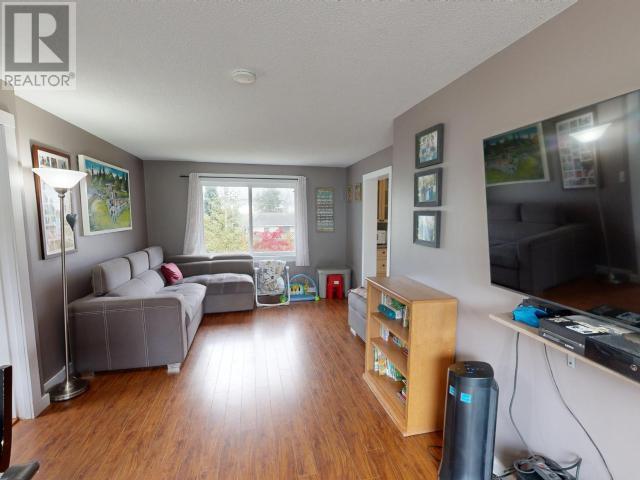 6502 SETON AVE, Powell River