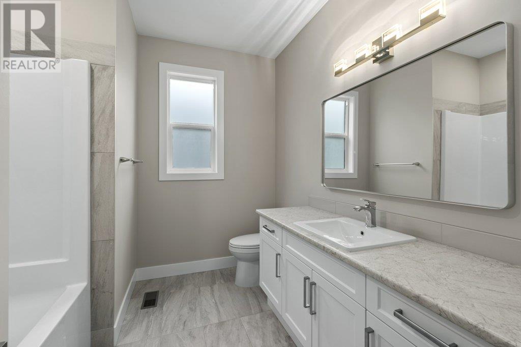  2542 Pinnacle Ridge Drive, West Kelowna