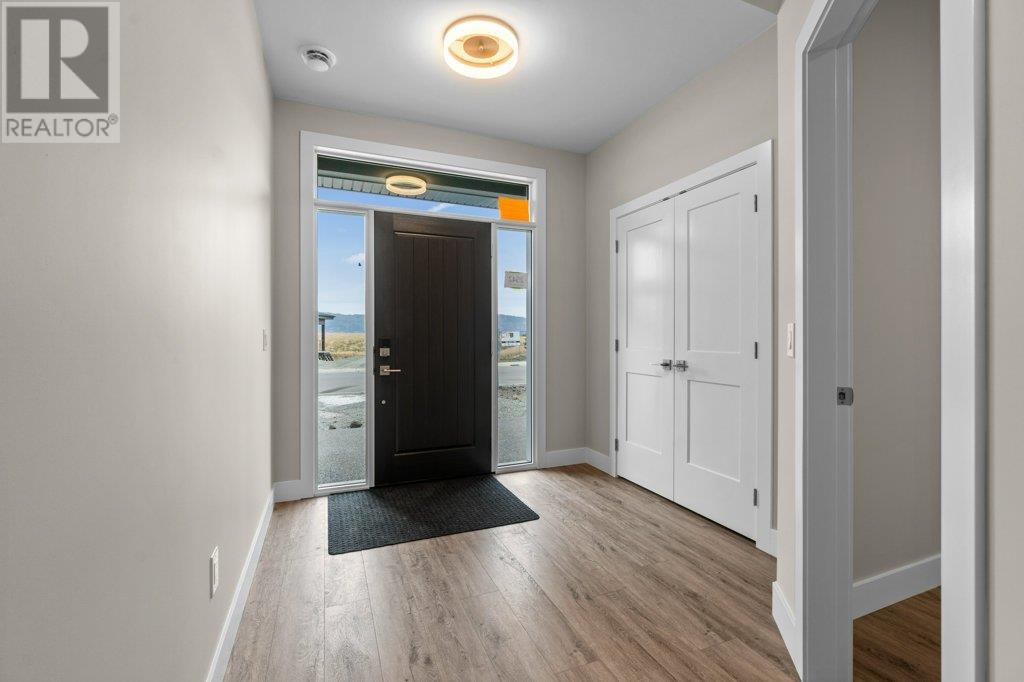  2542 Pinnacle Ridge Drive, West Kelowna