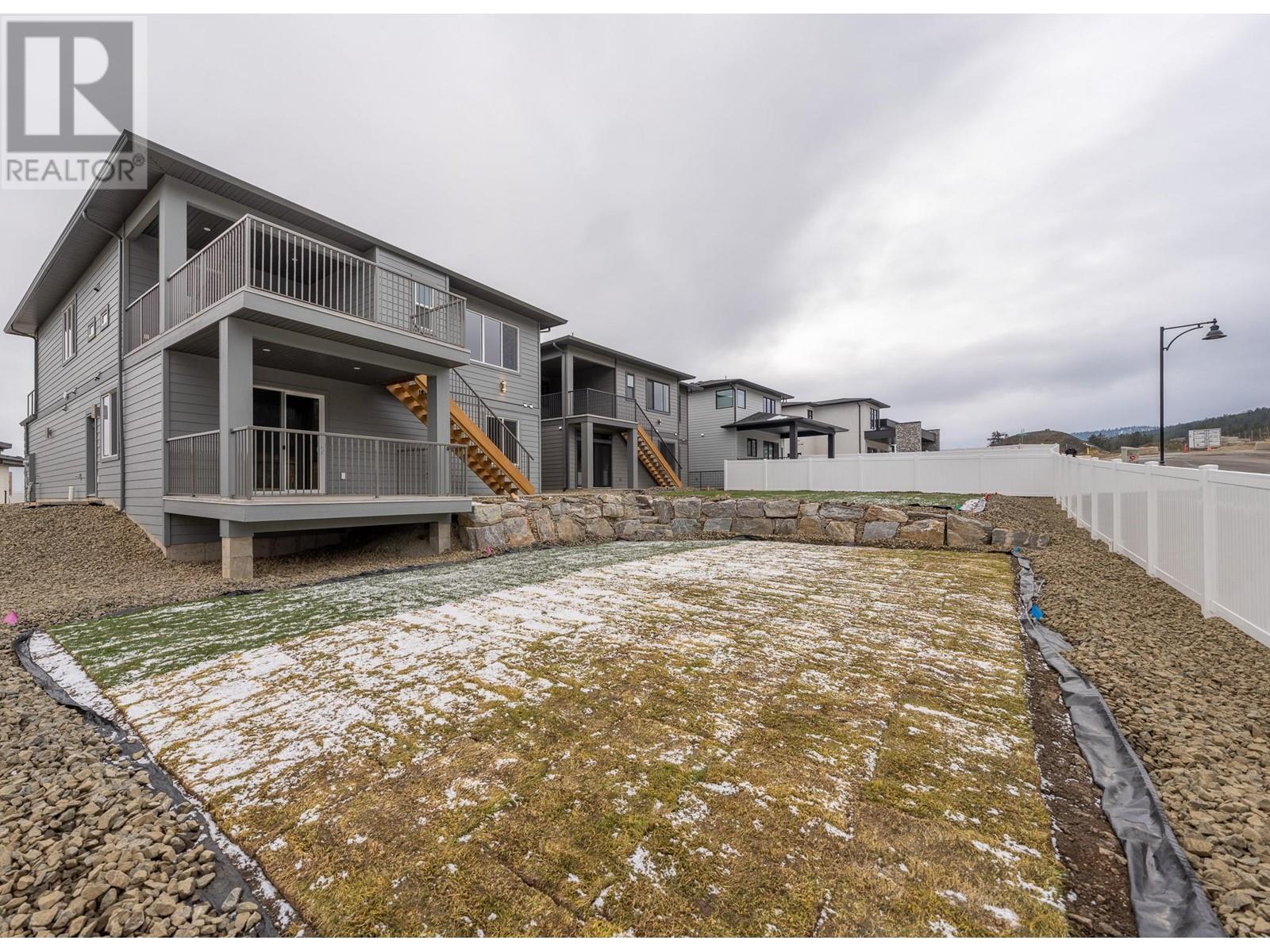  2542 Pinnacle Ridge Drive, West Kelowna