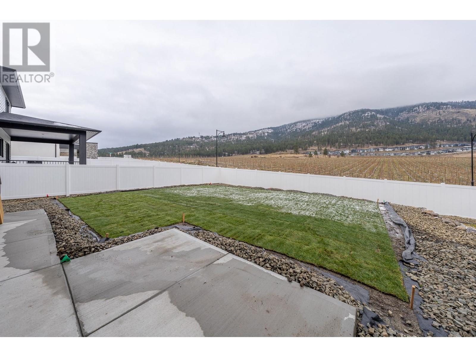  2542 Pinnacle Ridge Drive, West Kelowna