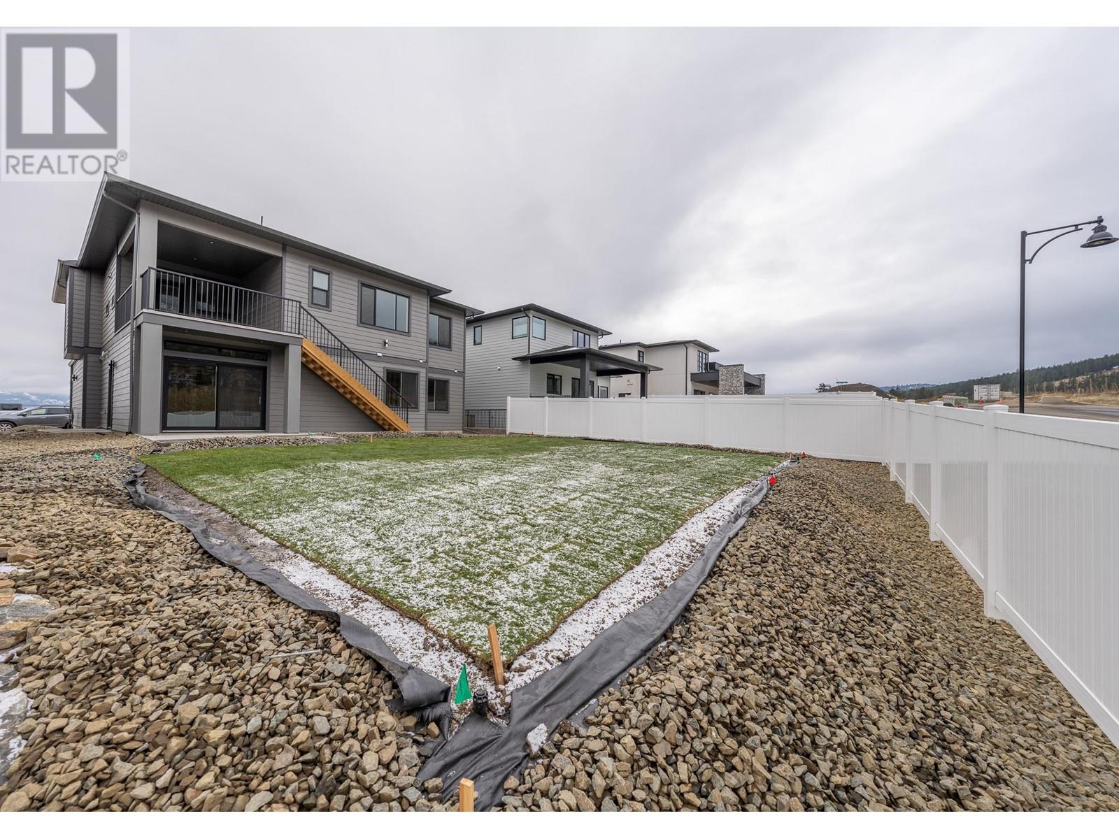  2542 Pinnacle Ridge Drive, West Kelowna