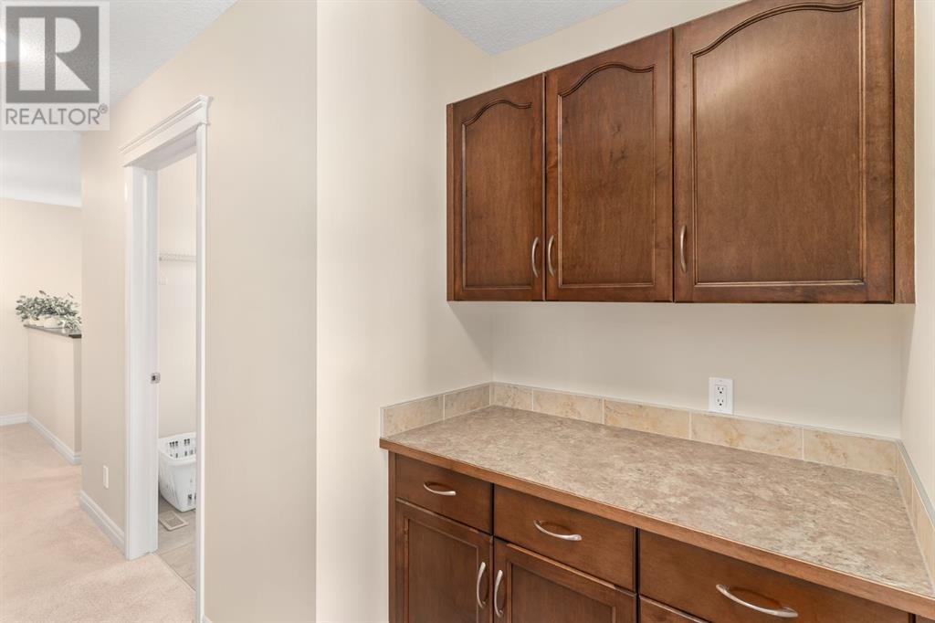 Single Family House for Sale in  Sherwood Mount NW Sherwood Calgary 