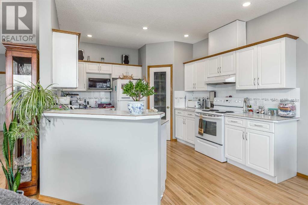 42 Bow Ridge Road, Cochrane