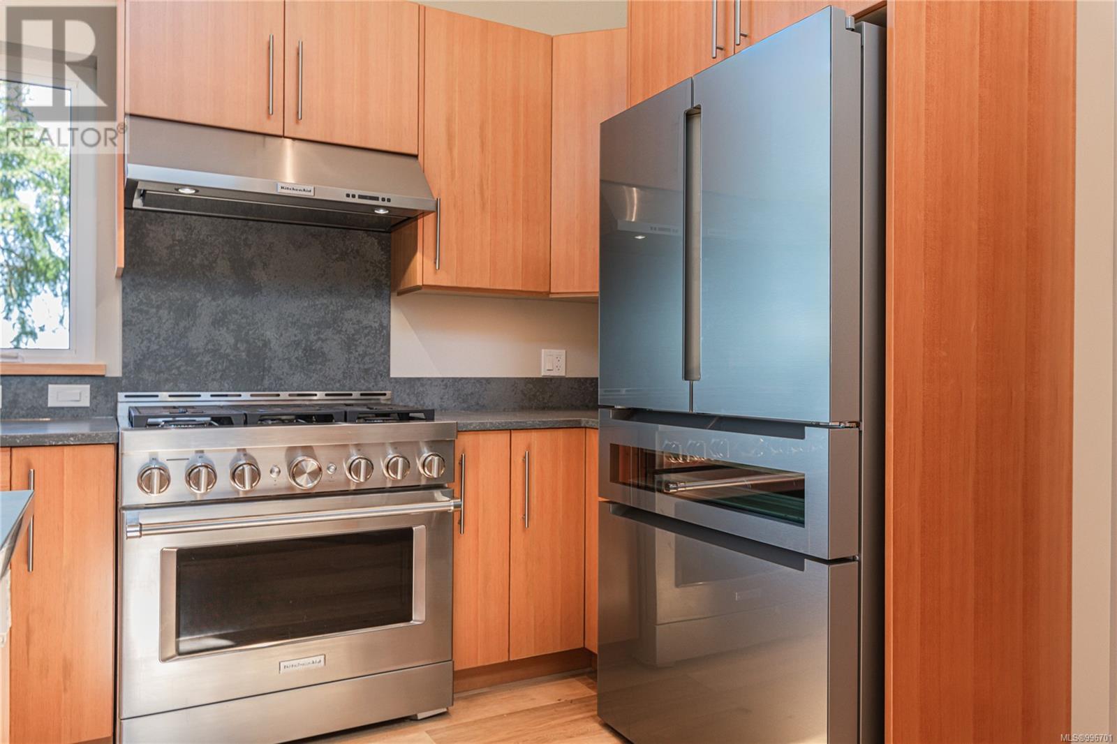 153 Southern Way - 11