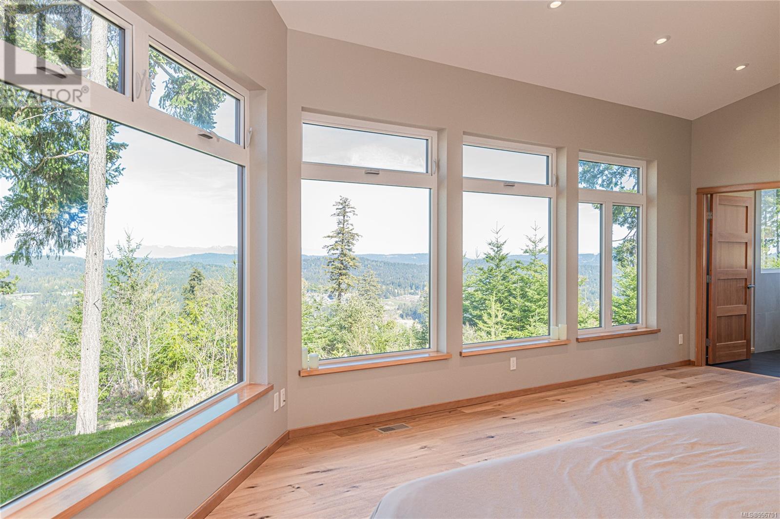 153 Southern Way - 21