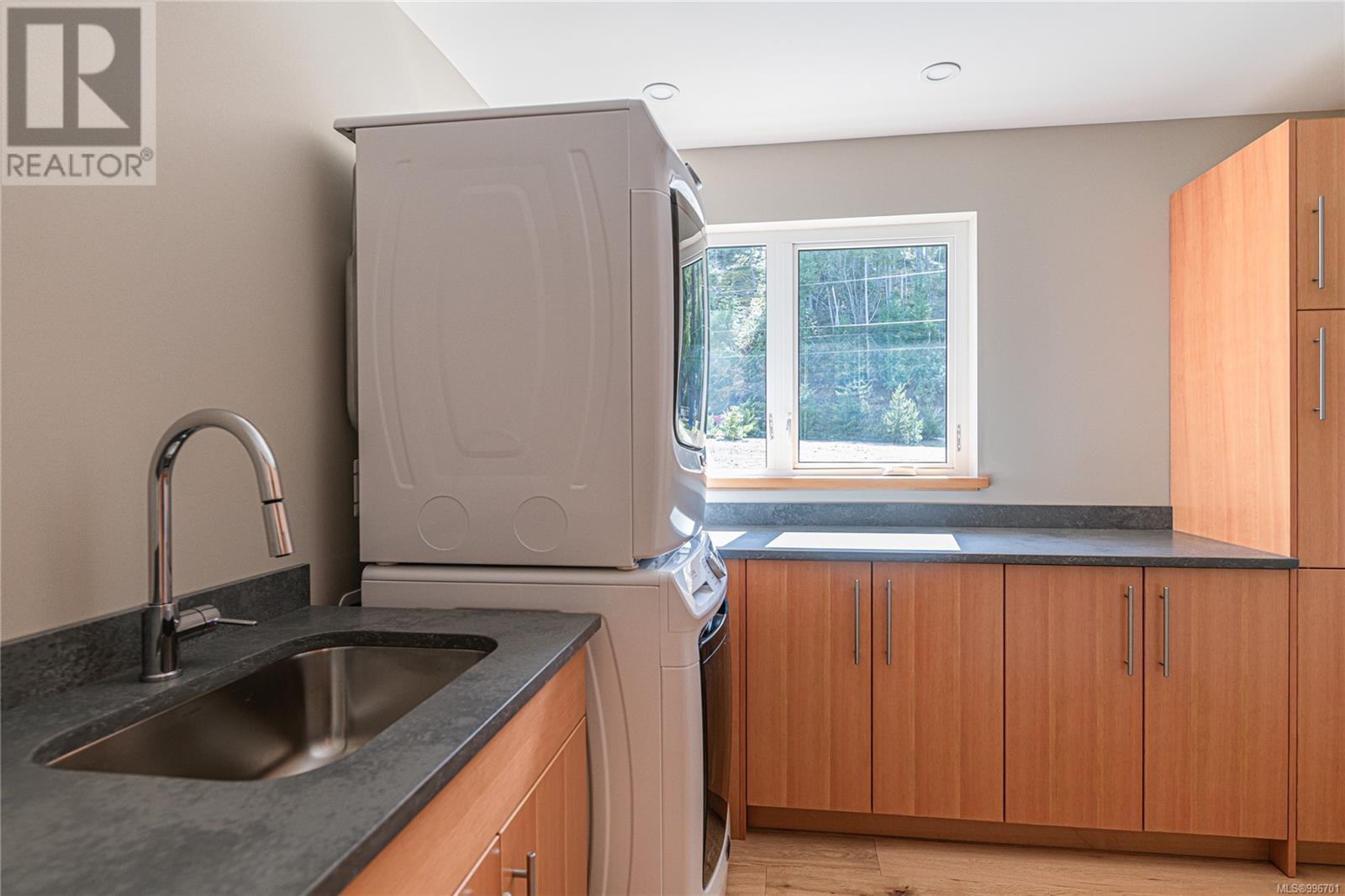  153 Southern Way, Salt Spring