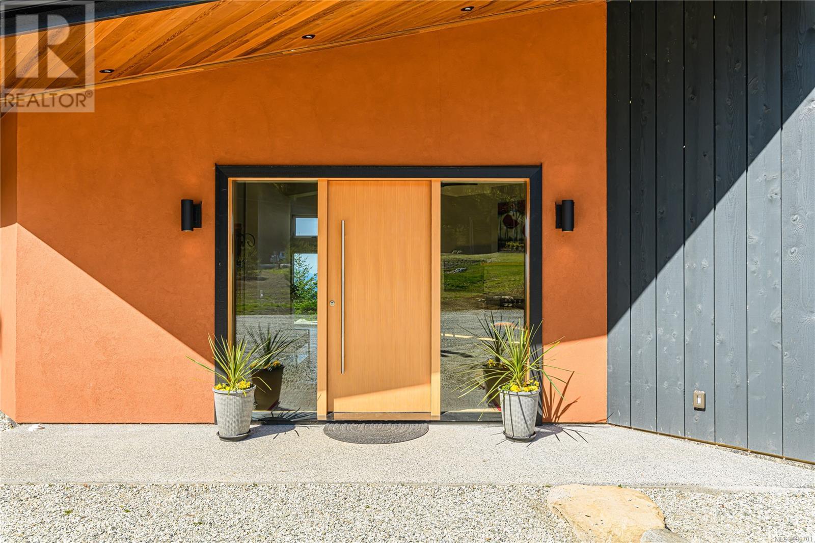  153 Southern Way, Salt Spring