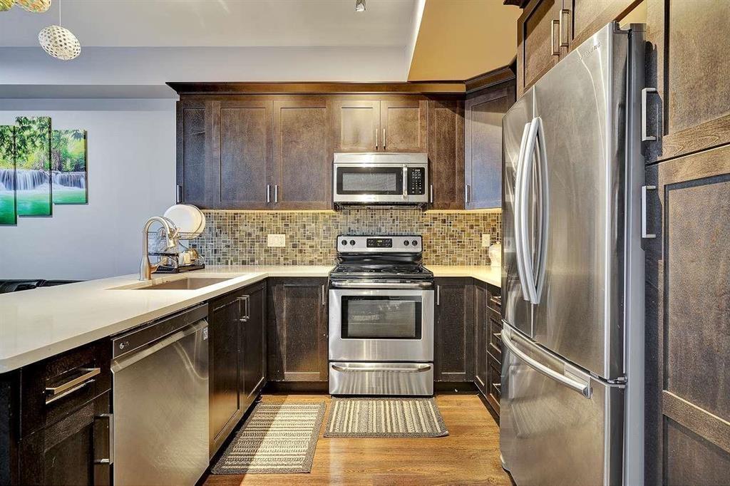 Photo 5 of 9 12775 63 Avenue, Surrey BC