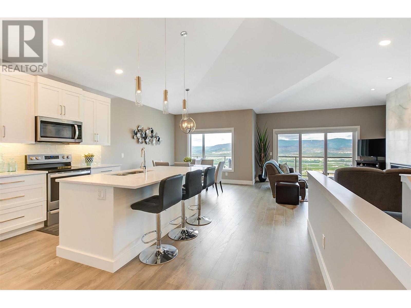 3950 Cimarron Drive, Kelowna