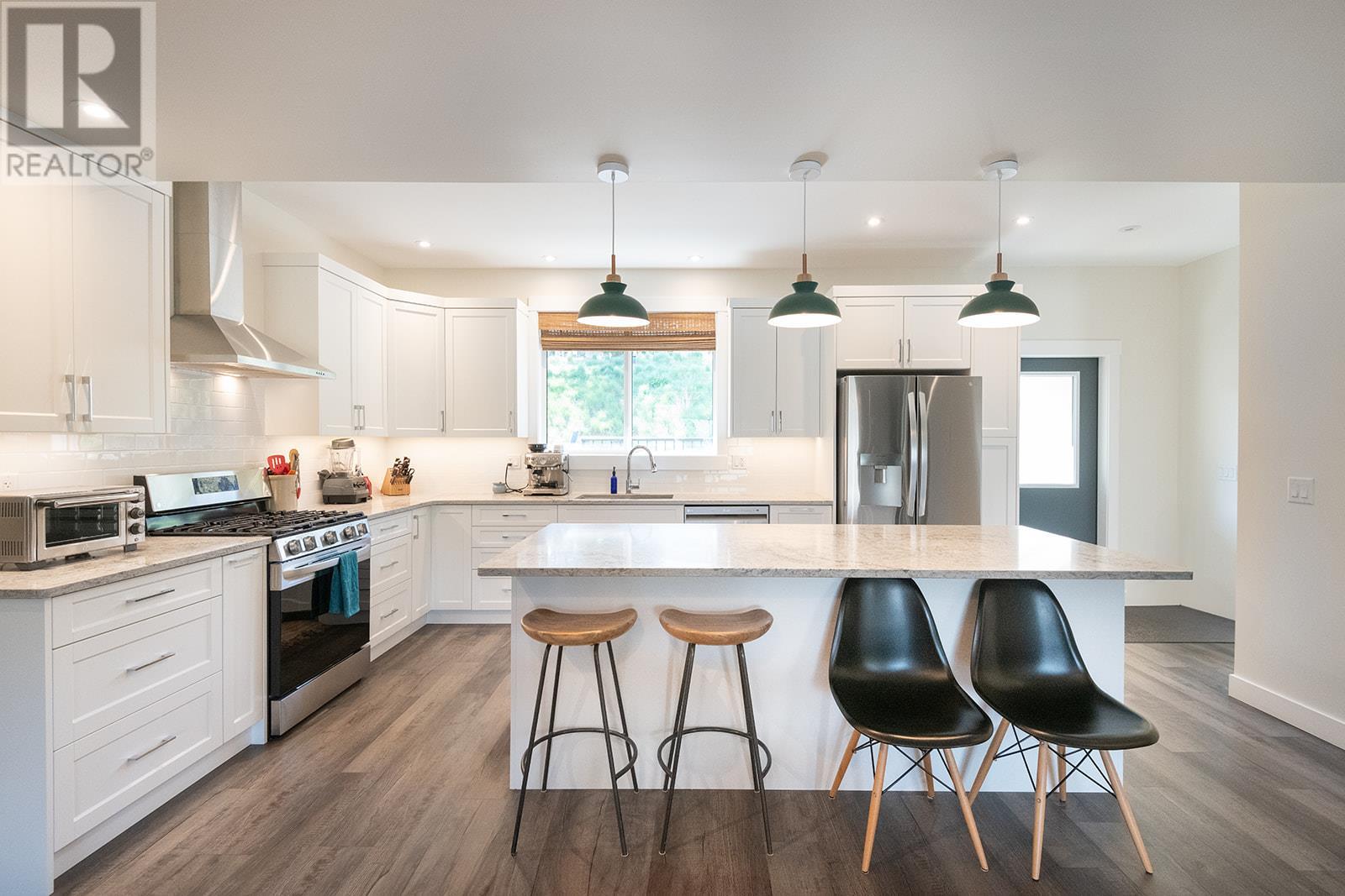 6390 OKANAGAN Street, Oliver
