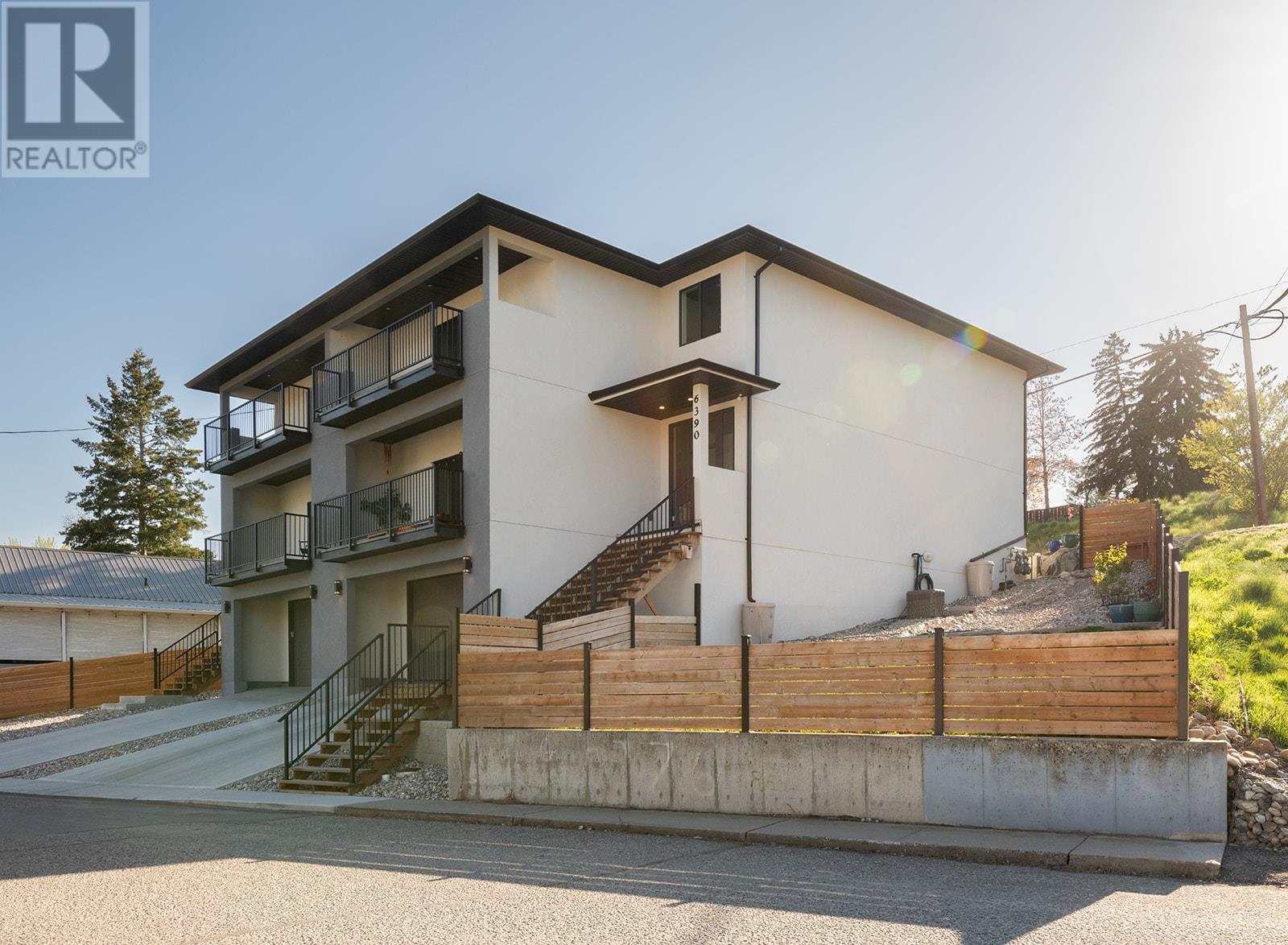 6390 OKANAGAN Street, Oliver