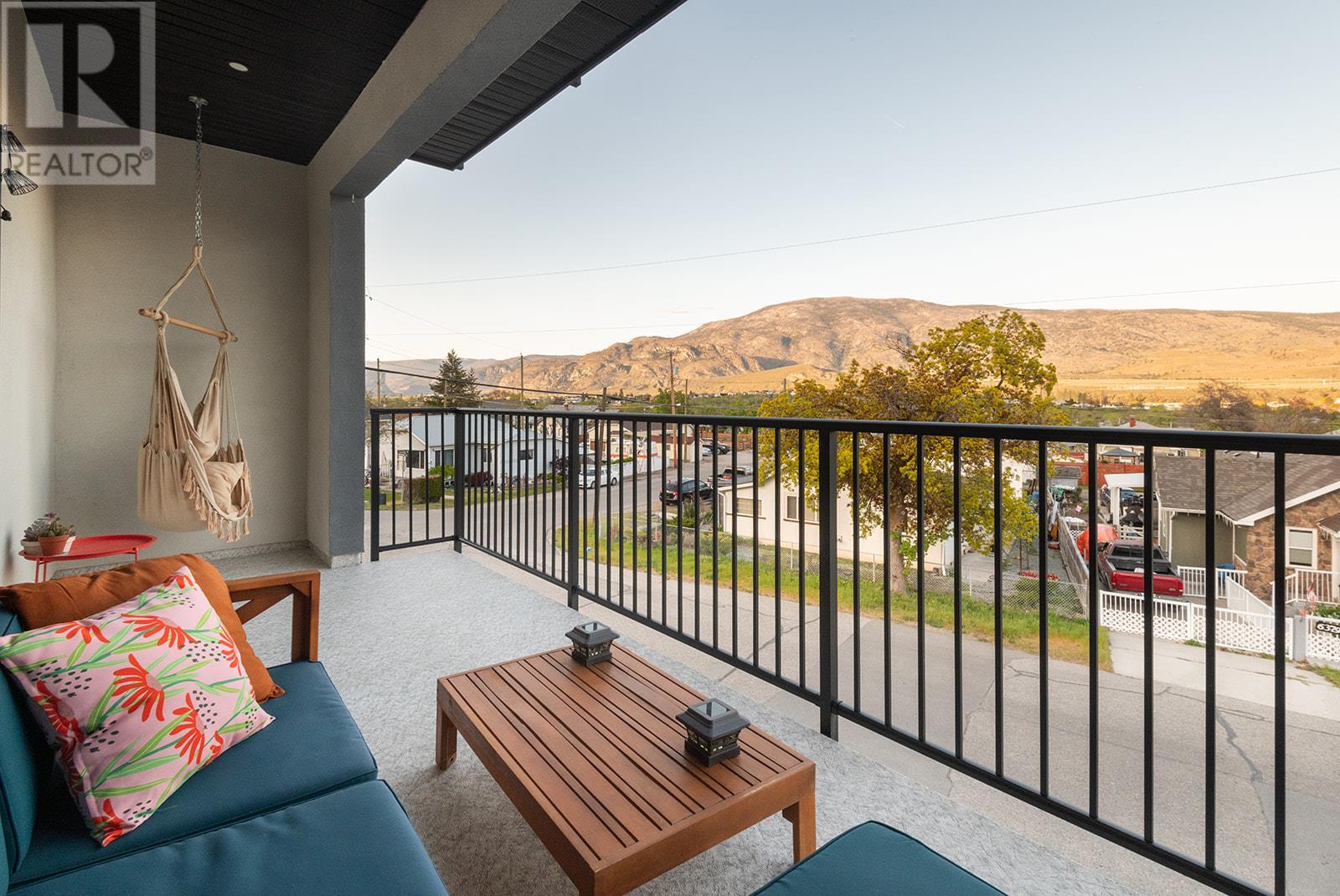 6390 OKANAGAN Street, Oliver