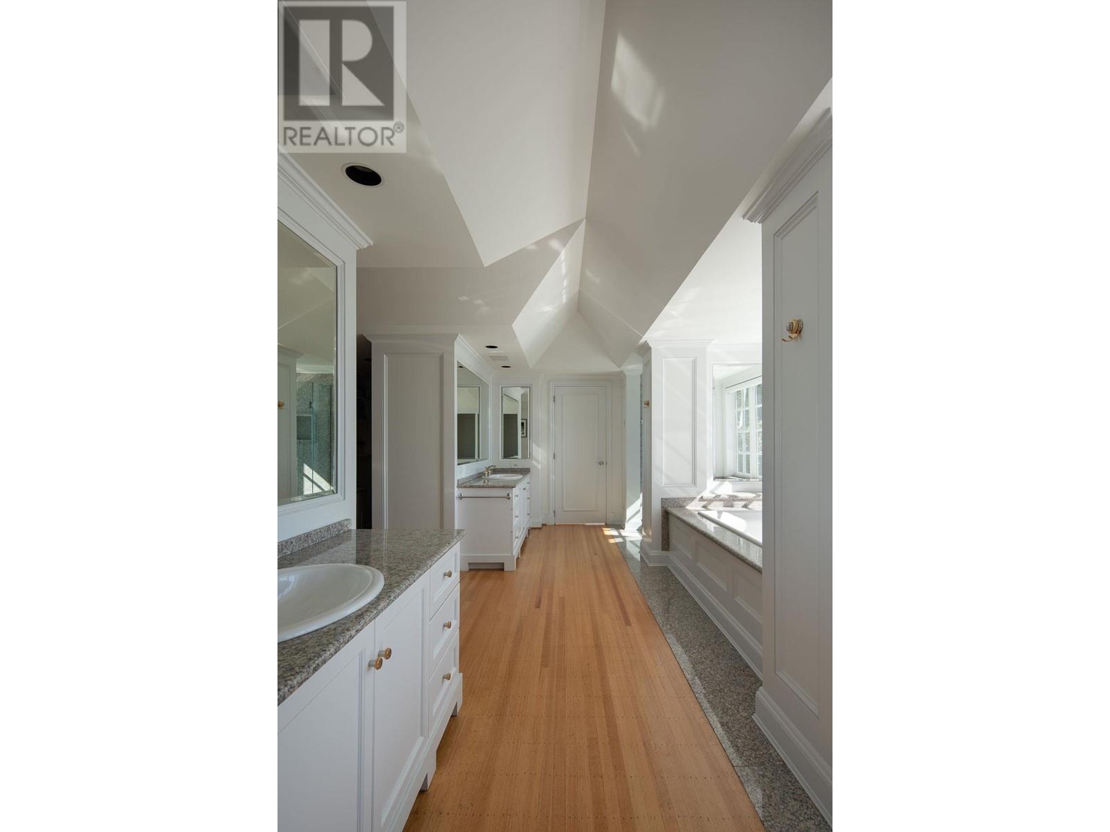 5240 MARINE DRIVE, West Vancouver real estate listing R2965849