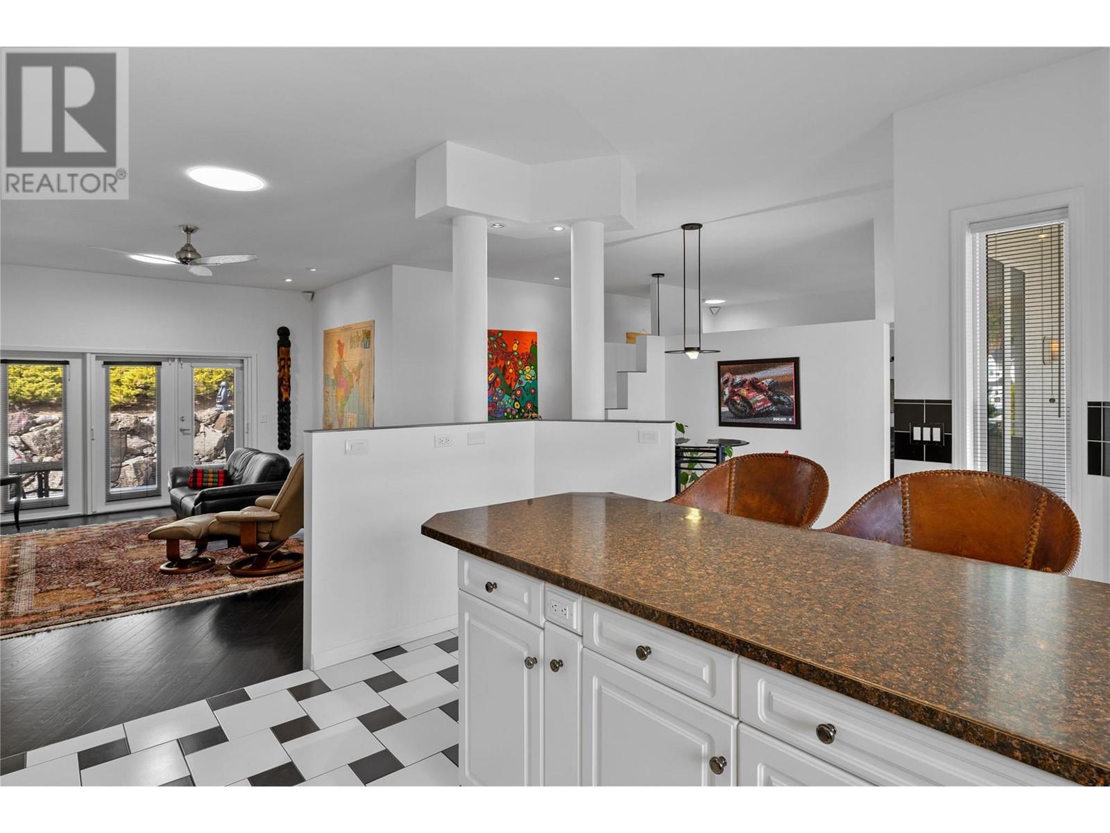  1116 Caledonia Way, West Kelowna