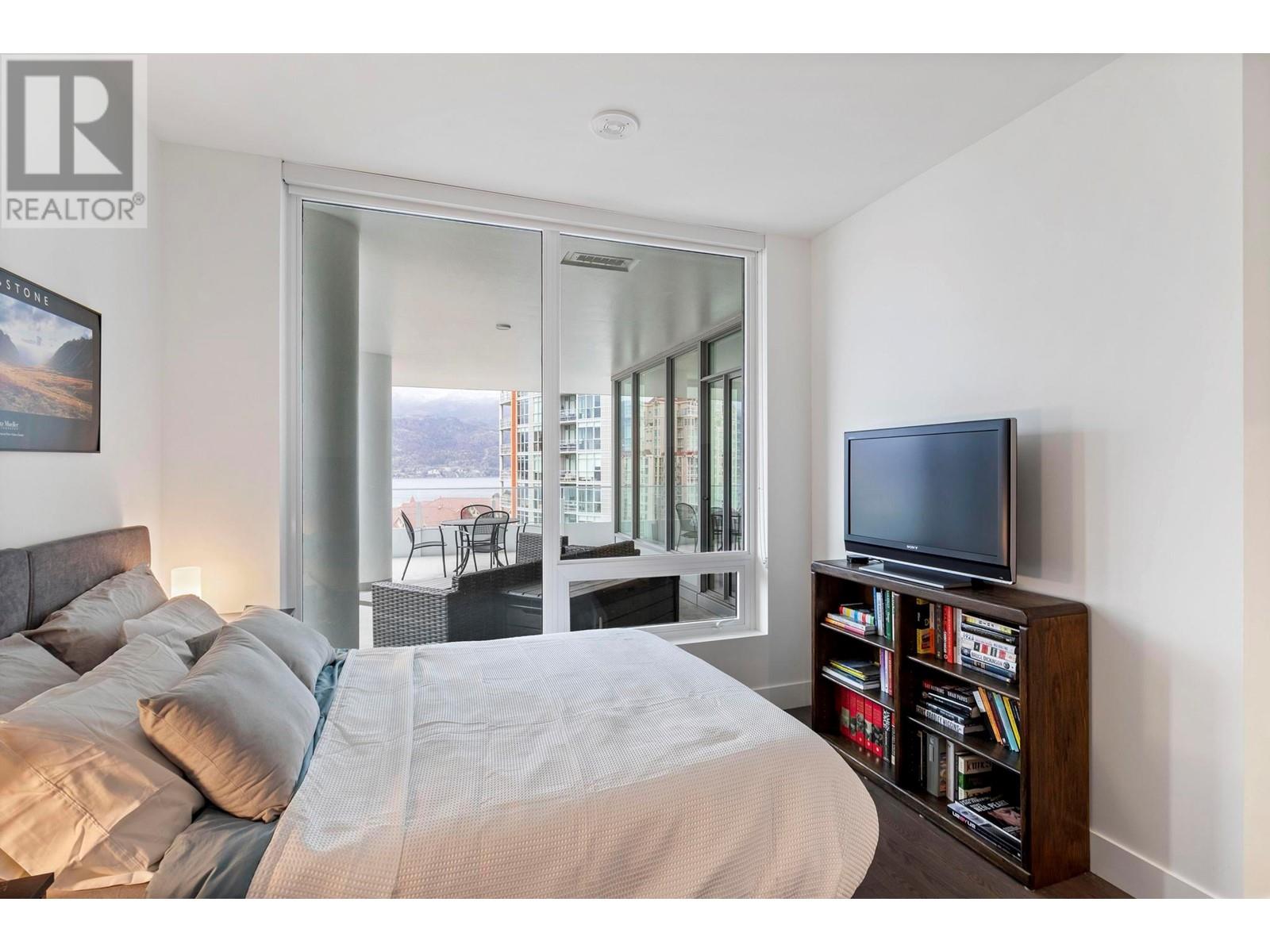 1306 1181 SUNSET Drive, Kelowna