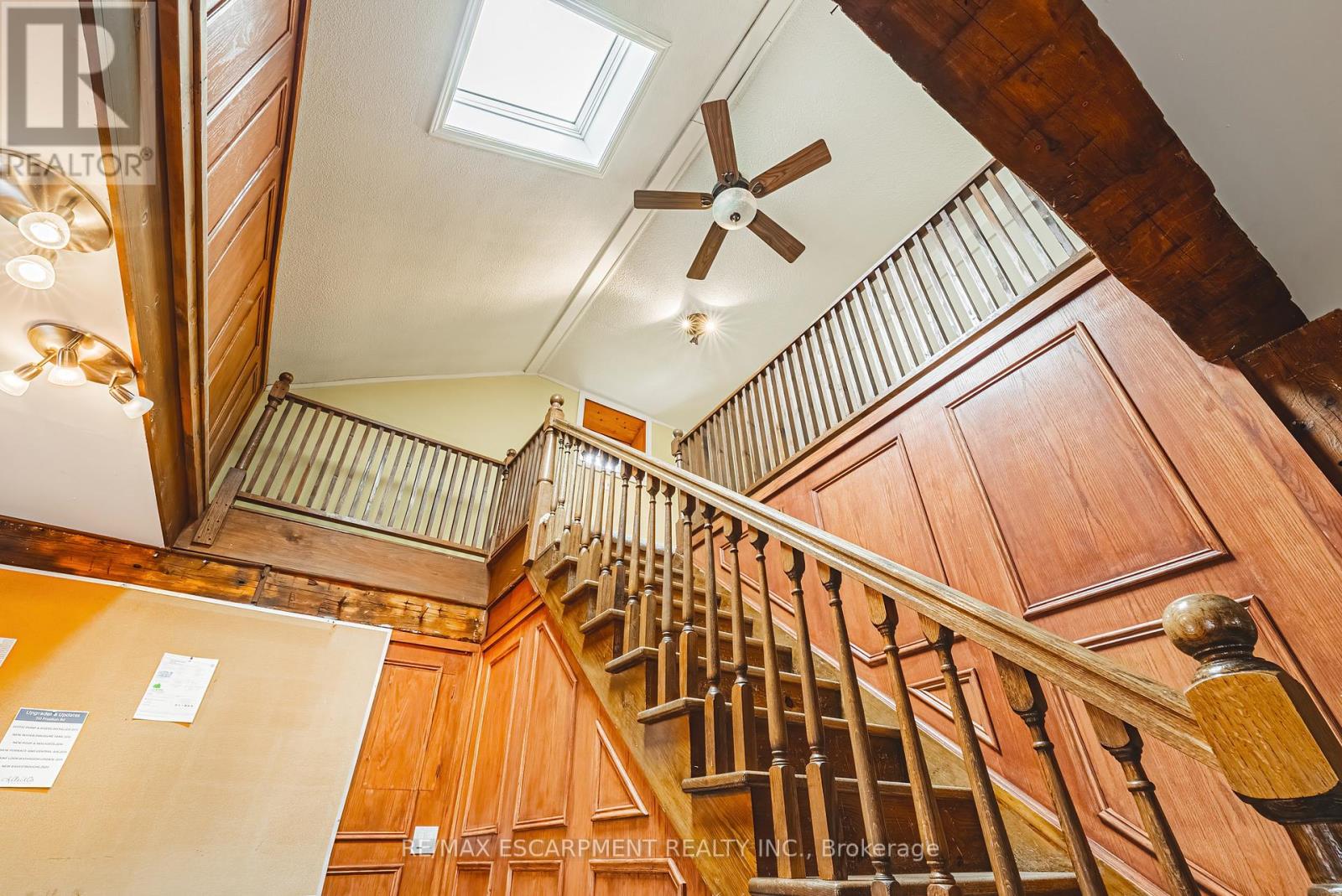 Photo 31 of 110 Freelton Road, Hamilton ON