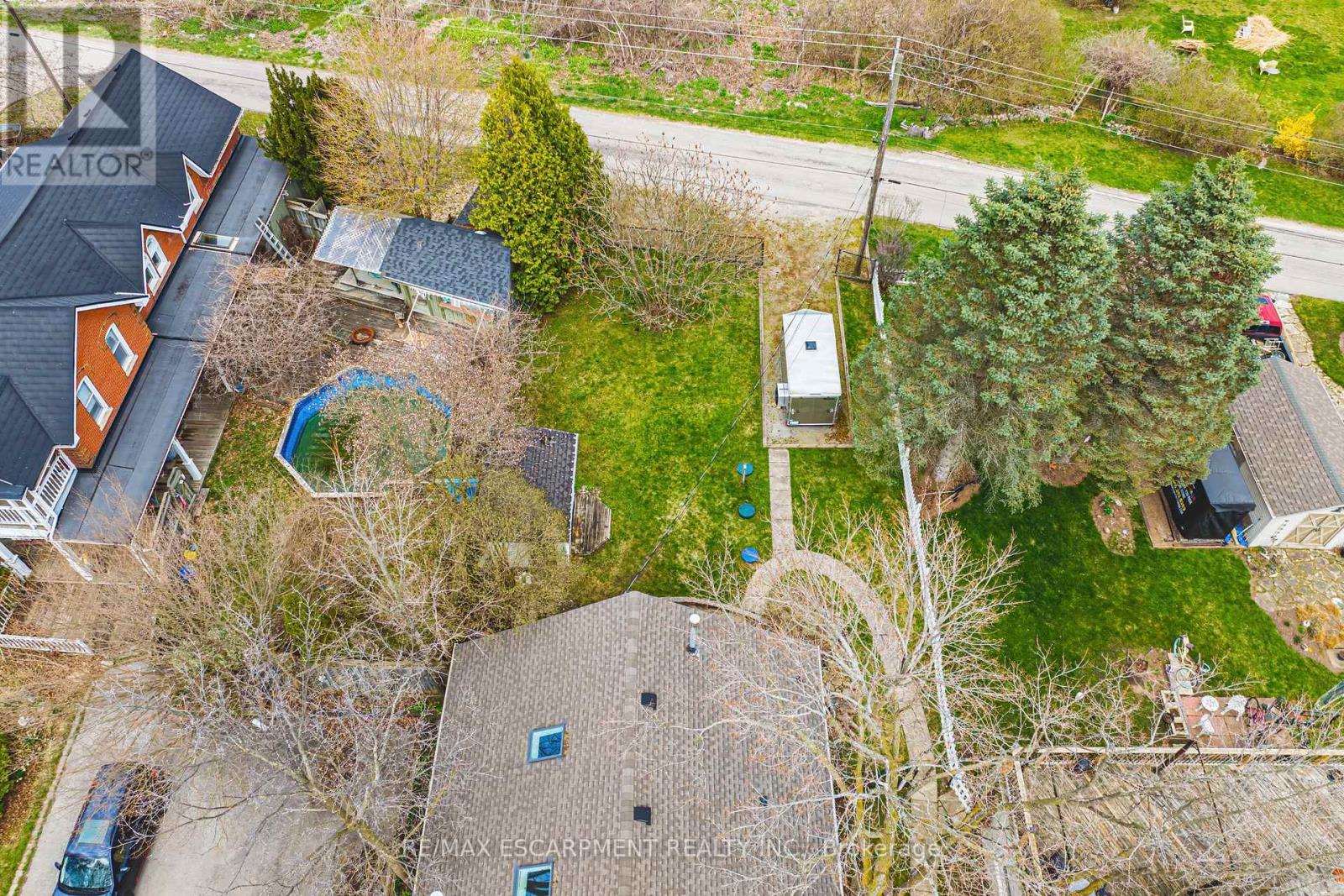 Photo 34 of 110 Freelton Road, Hamilton ON