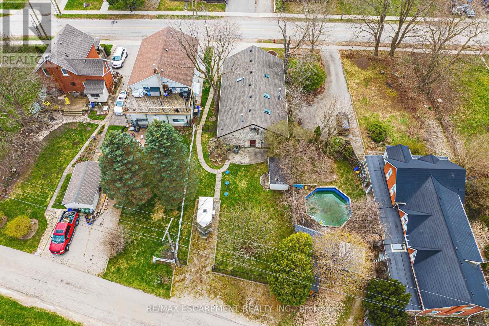 Photo 14 of 110 Freelton Road, Hamilton ON