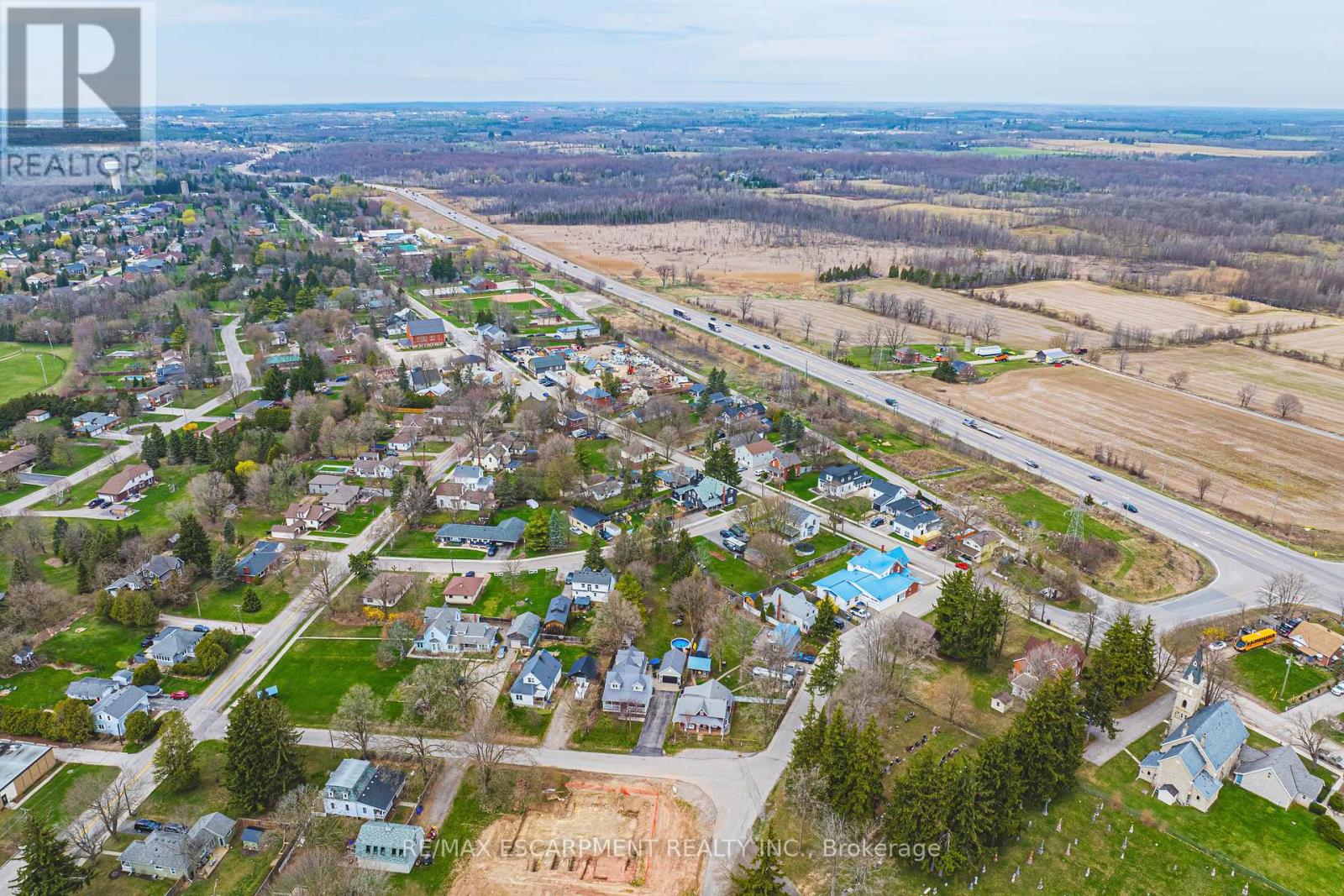 Photo 23 of 110 Freelton Road, Hamilton ON