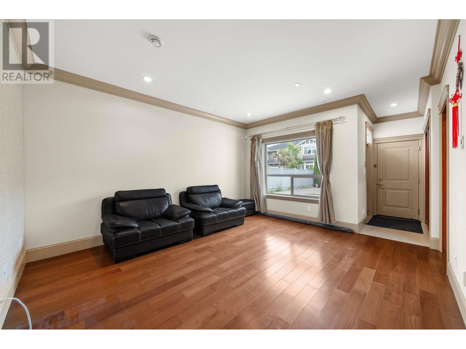 Photo 17 of 8428 Pigott Road, Richmond BC