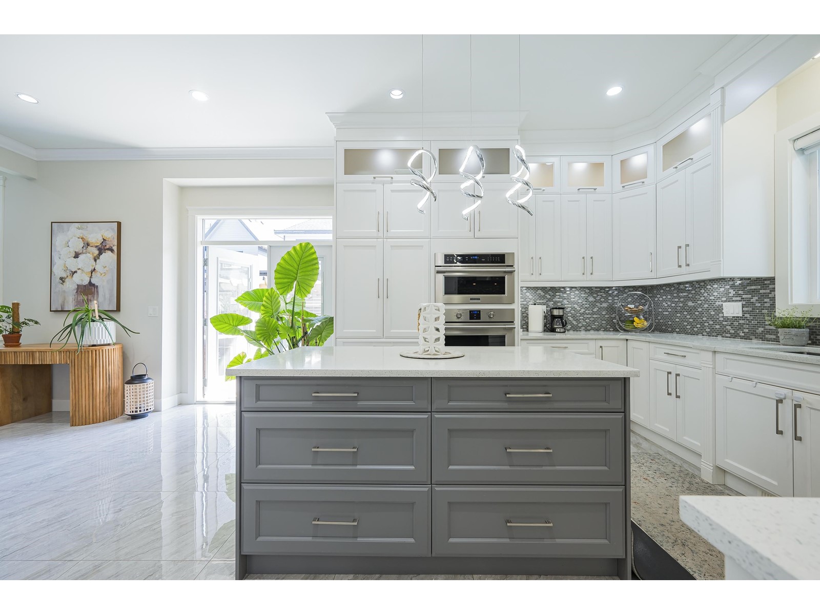 Photo 12 of 5876 139 A Street, Surrey BC